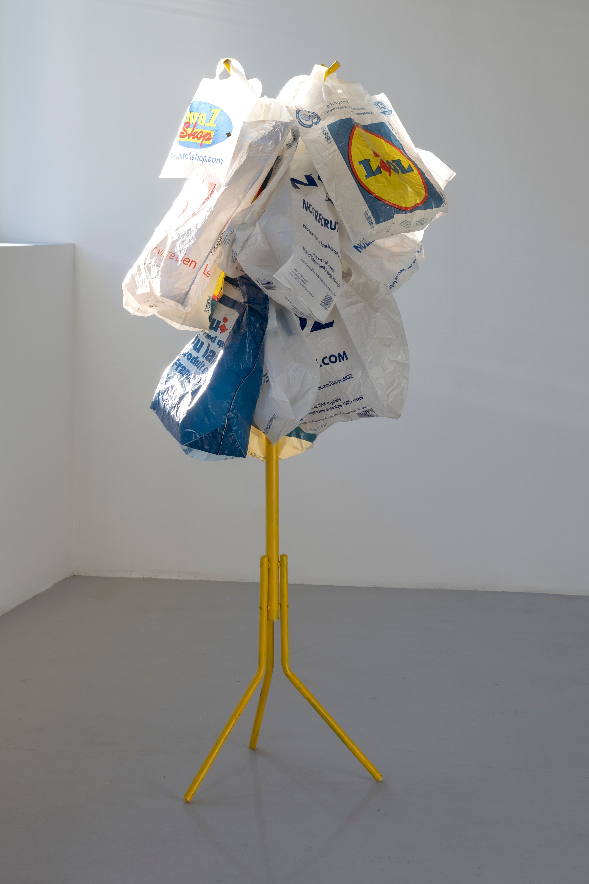 Bruno Serralongue, LE PRÉSENT at Air de Paris, photo 24