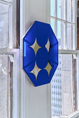 Image 2 of 18