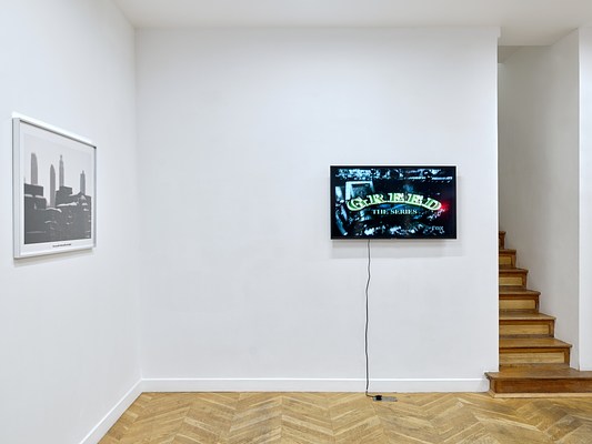 Image 4 of 40
