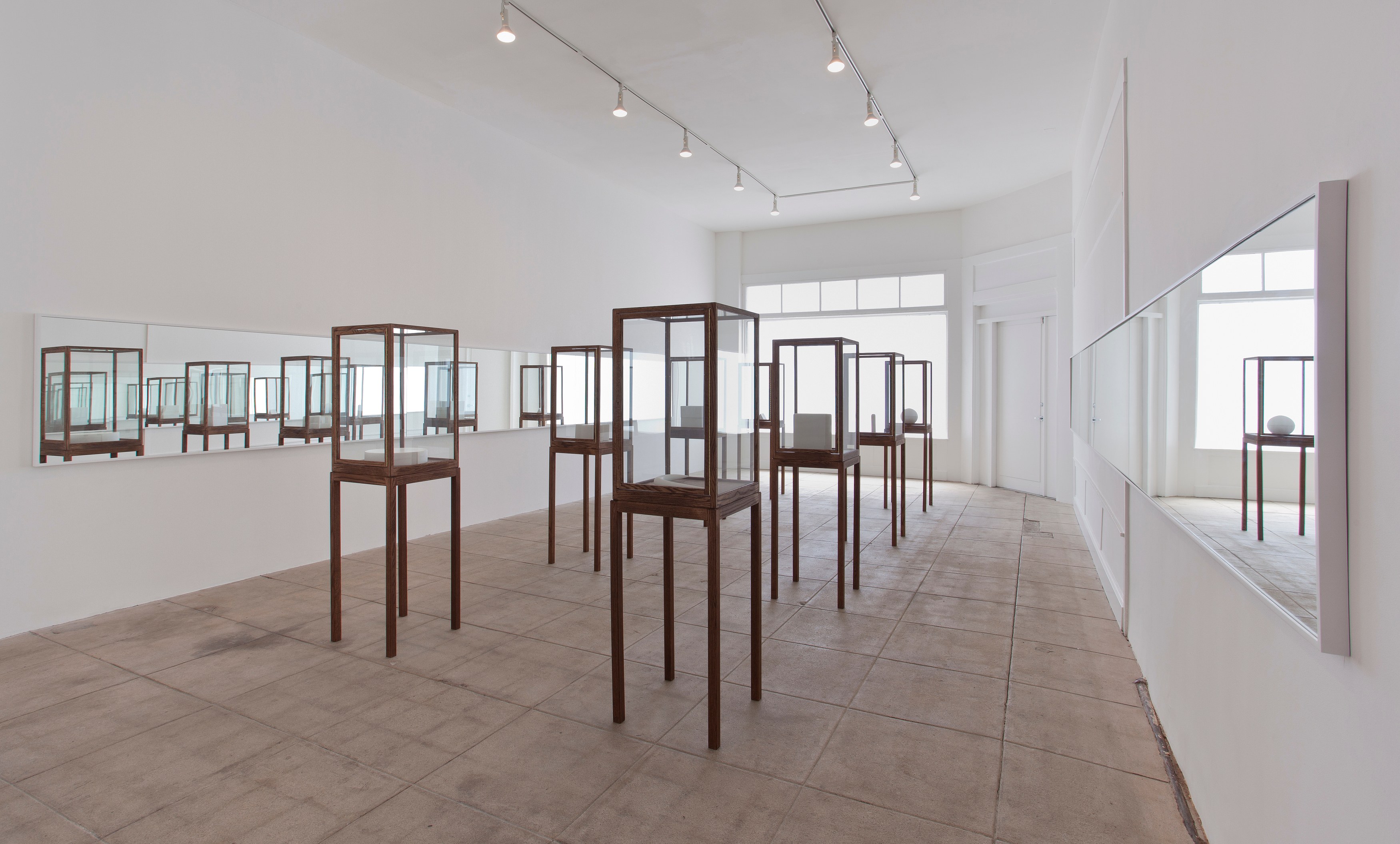 James Lee Byars, Untitled at Overduin and Kite, photo 7