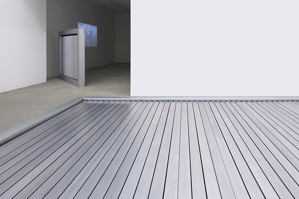 Image 4 of 33