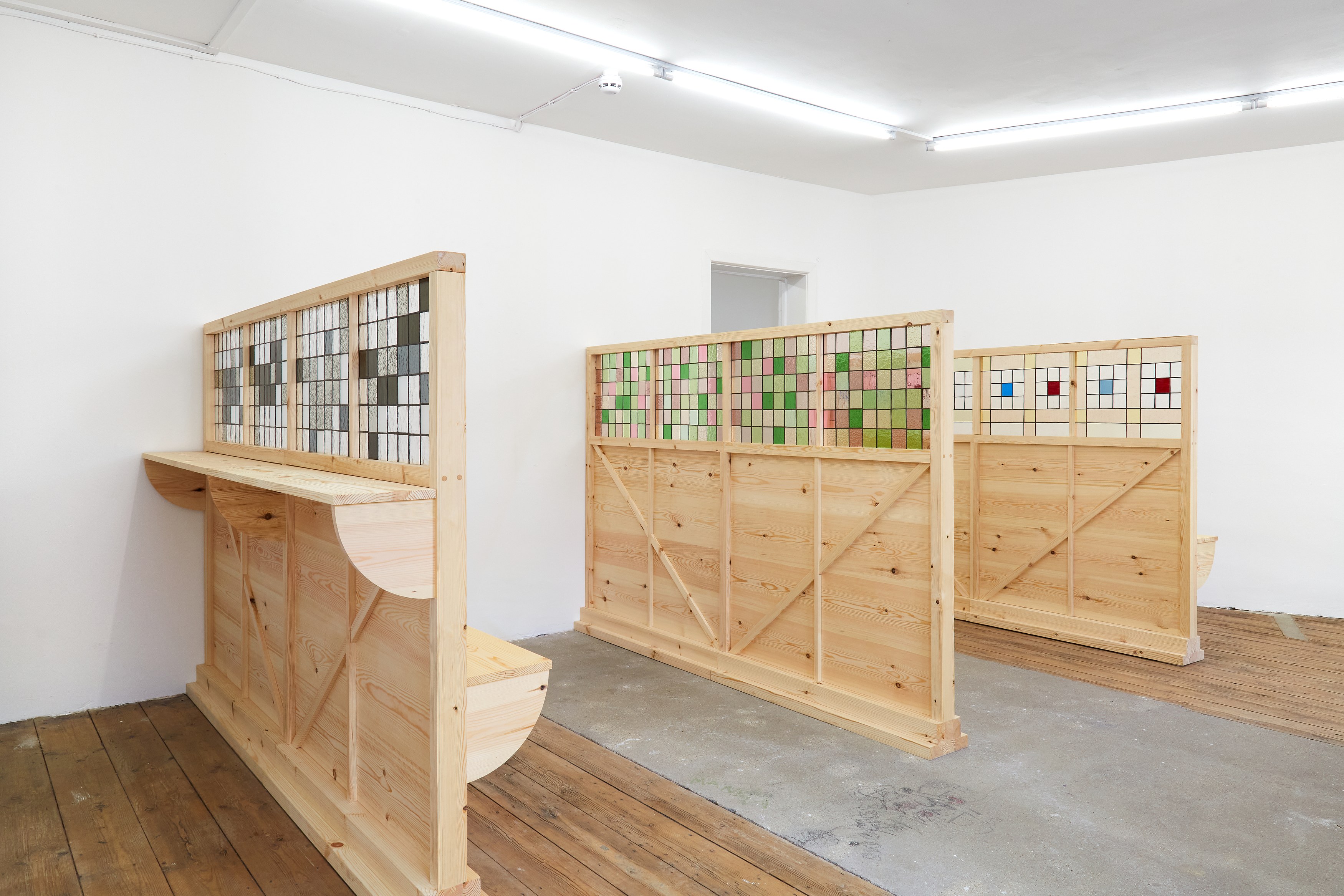 Georgina Hill, Bread and wine at South Parade, photo 2