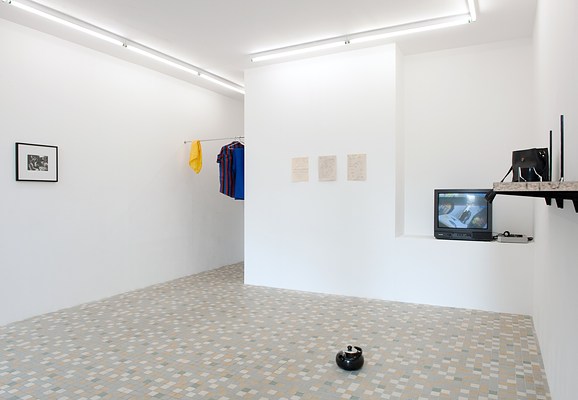 Image 4 of 21