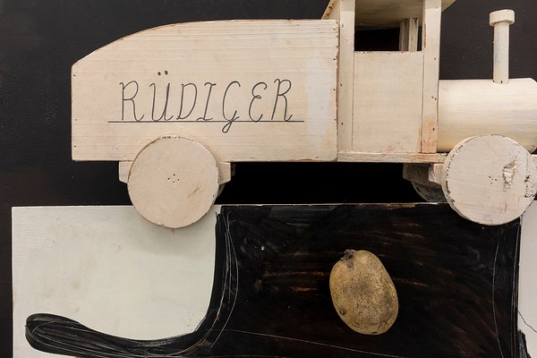 Image 16 of 19
