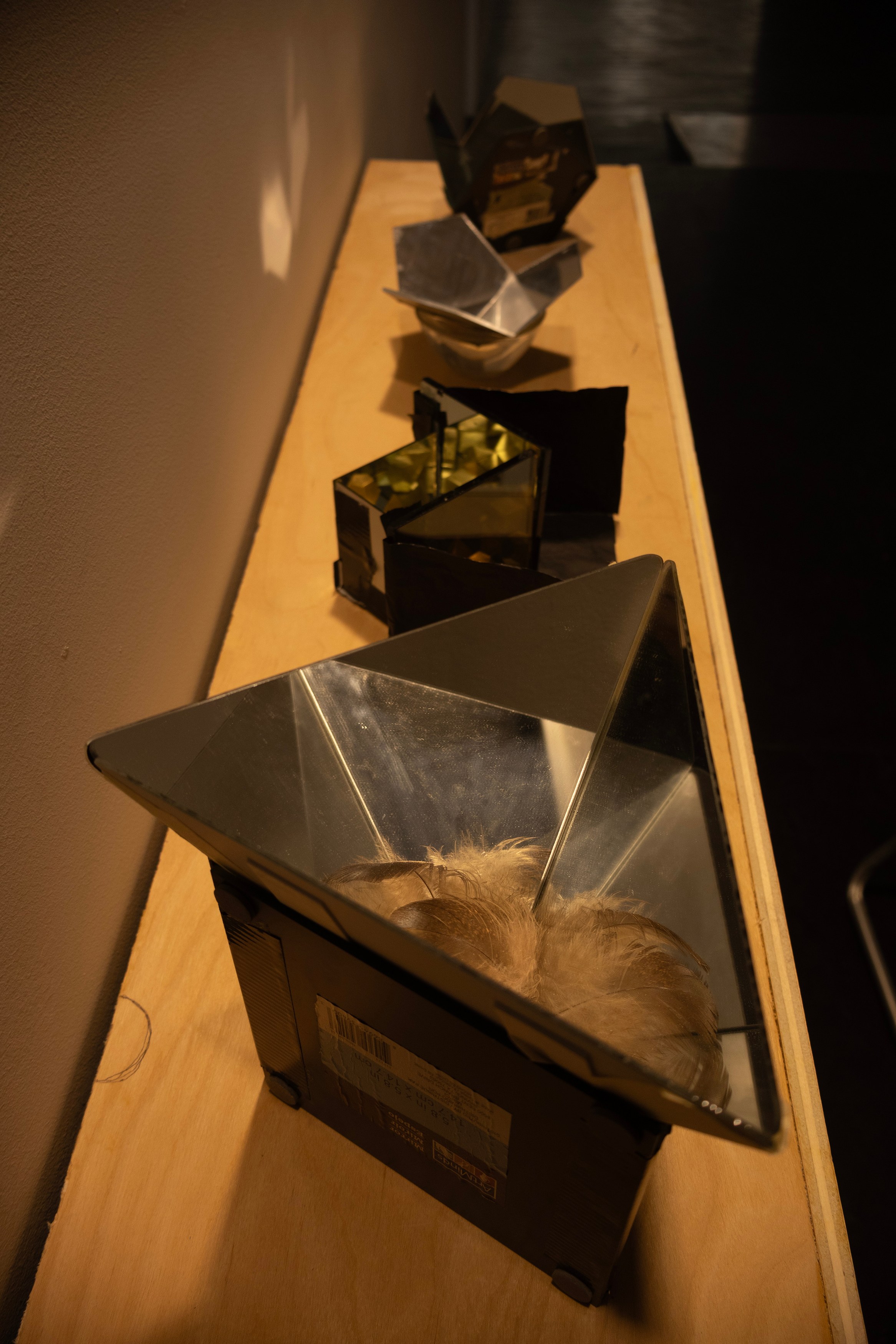 Zoe Pettijohn Schade, Attempts at Self-Organization: Prevailing Bonds at Kai Matsumiya, photo 6