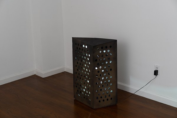 Image 1 of 6