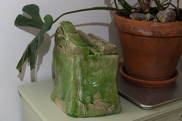 Image 3 of 6