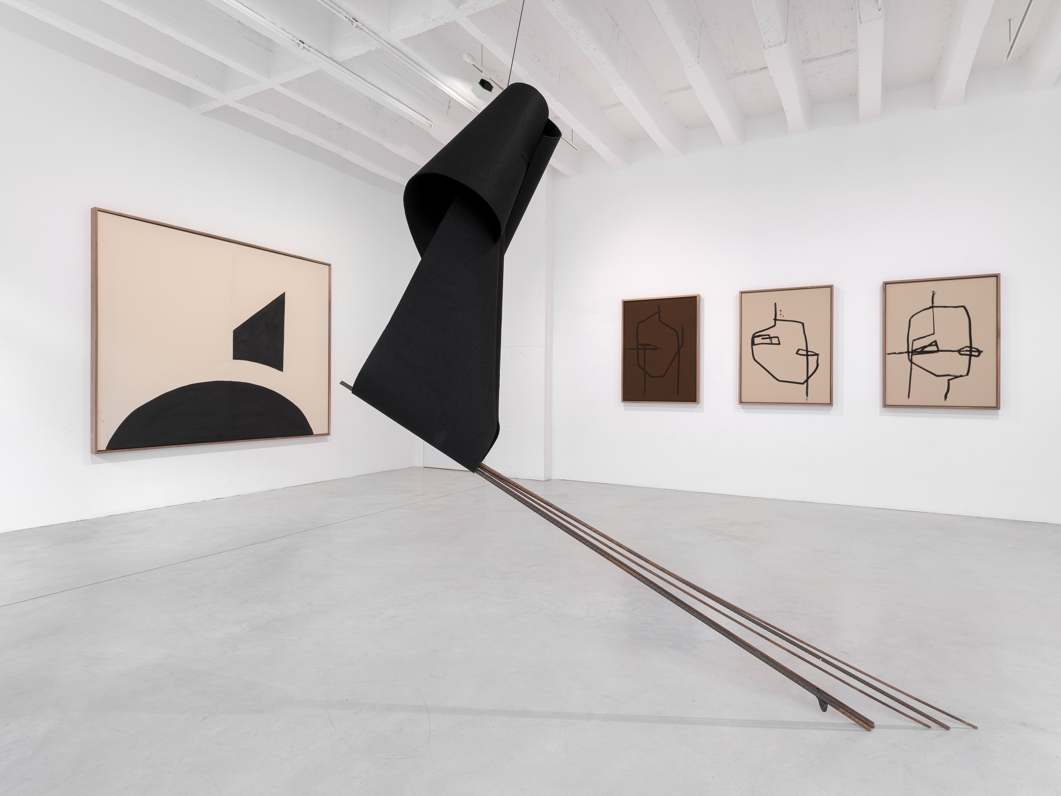 Emma Bernhard, Do with me at Galerie Nordenhake, photo 4