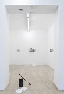 Image 2 of 17