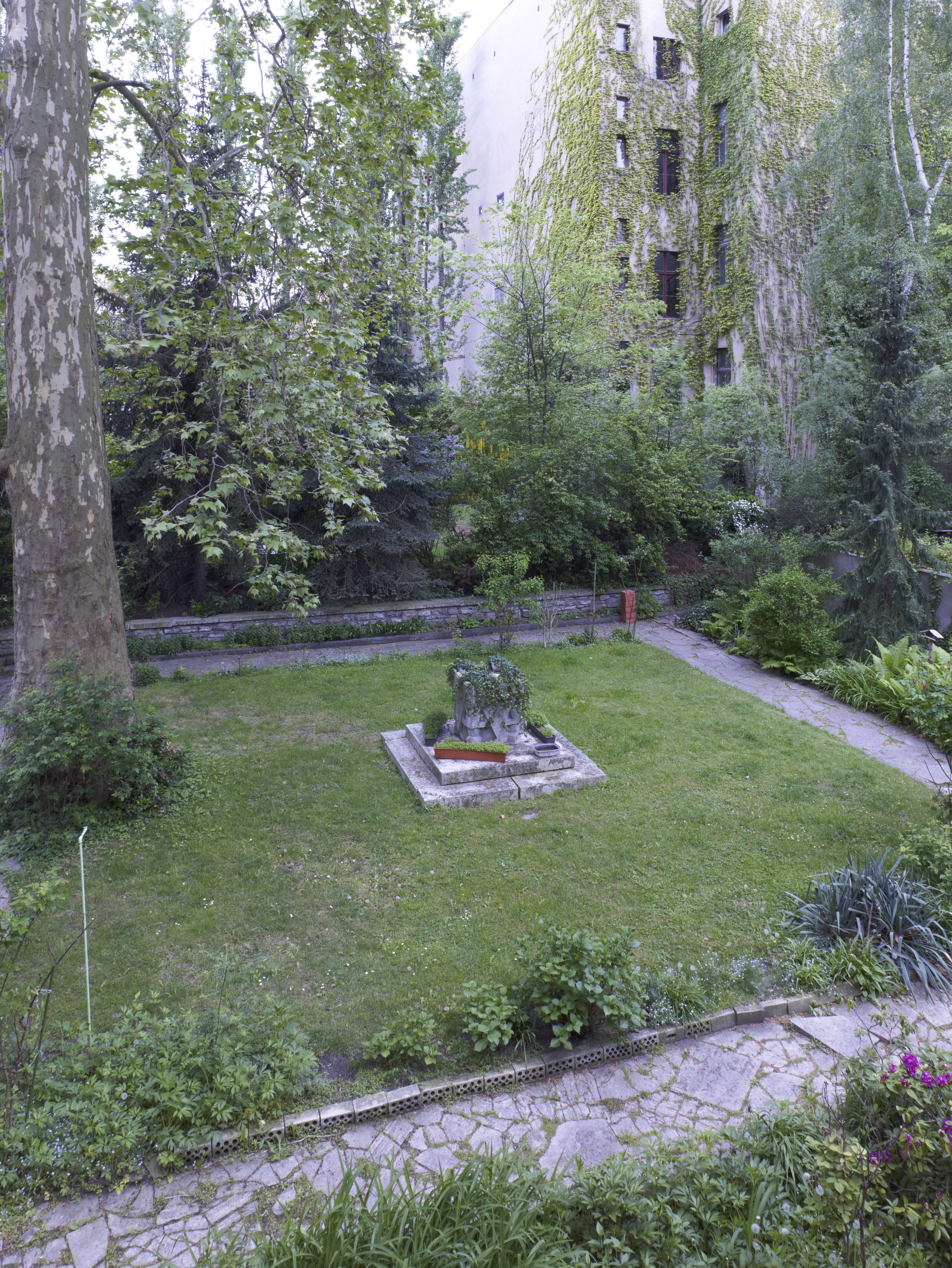 The Big Inexplicable Paravent Illusion, The Big Inexplicable Paravent Illusion at Isabella Bortolozzi, photo 32
