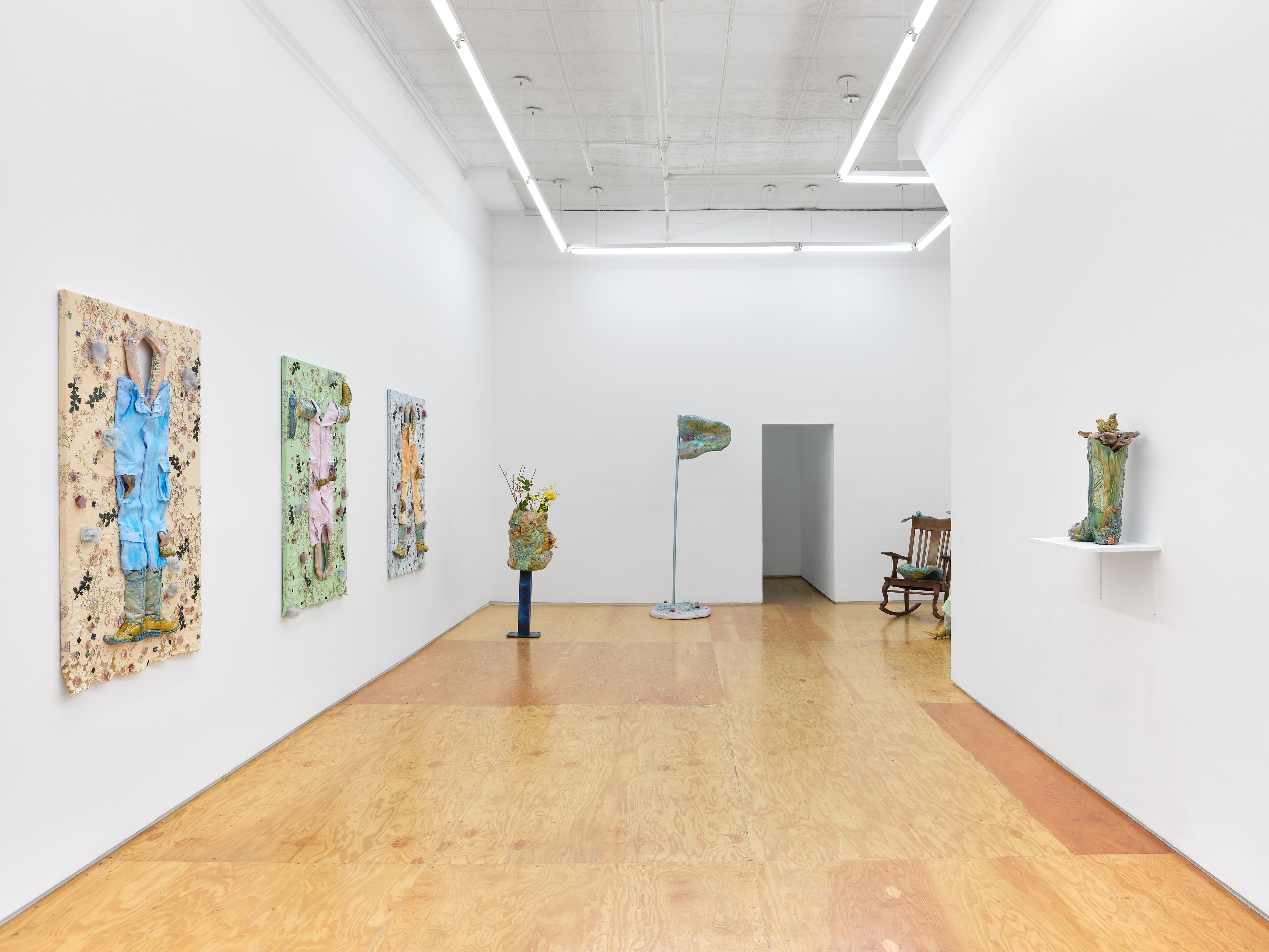 Kris Lemsalu, One Foot in the Gravy at Margot Samel, photo 4