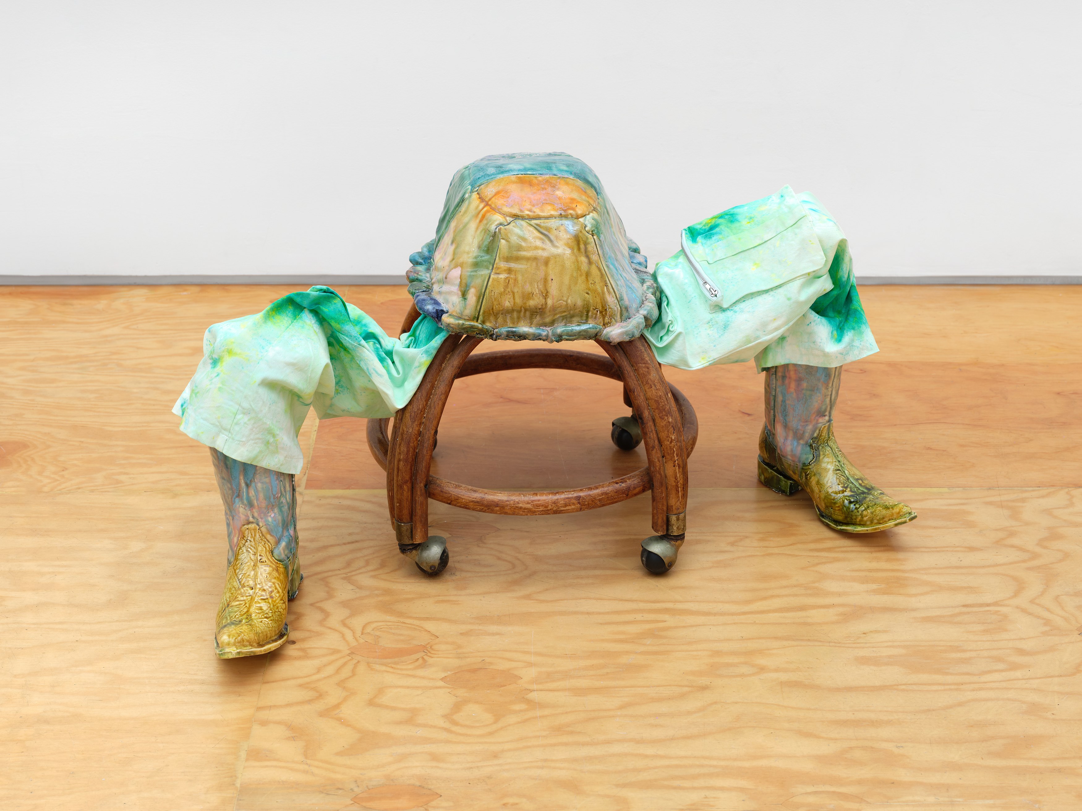 Kris Lemsalu, One Foot in the Gravy at Margot Samel, photo 15