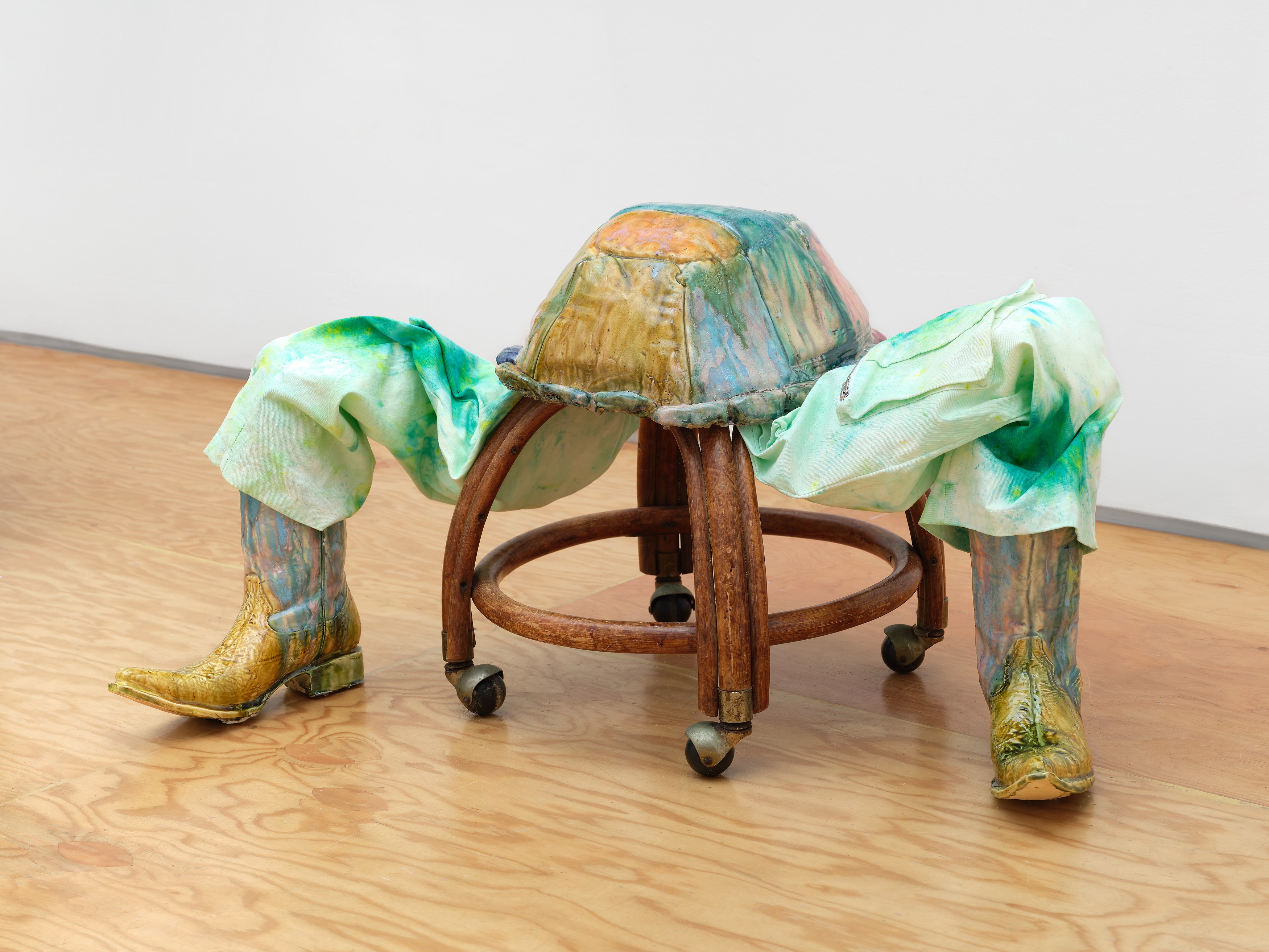 Kris Lemsalu, One Foot in the Gravy at Margot Samel, photo 14