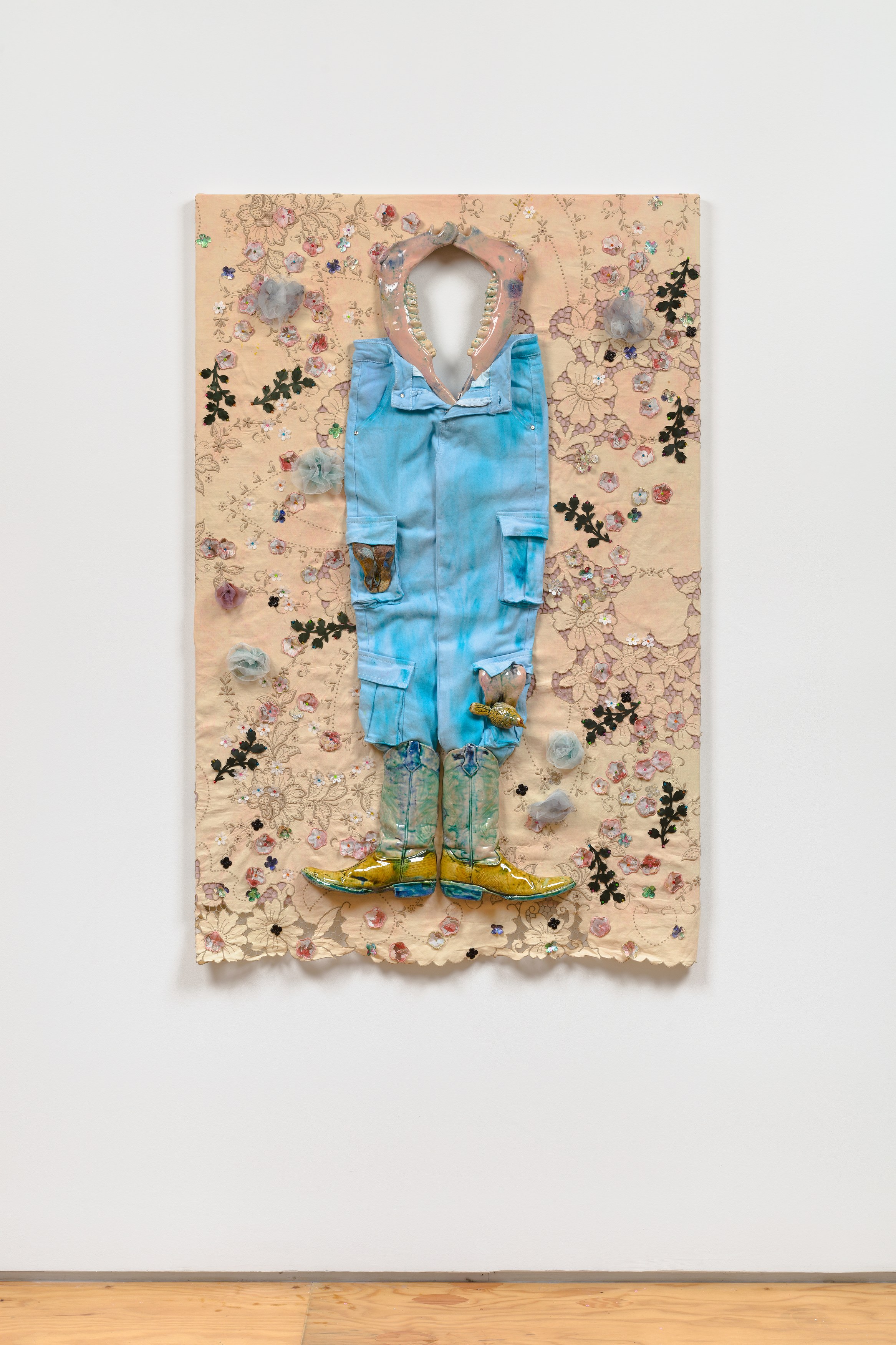 Kris Lemsalu, One Foot in the Gravy at Margot Samel, photo 31