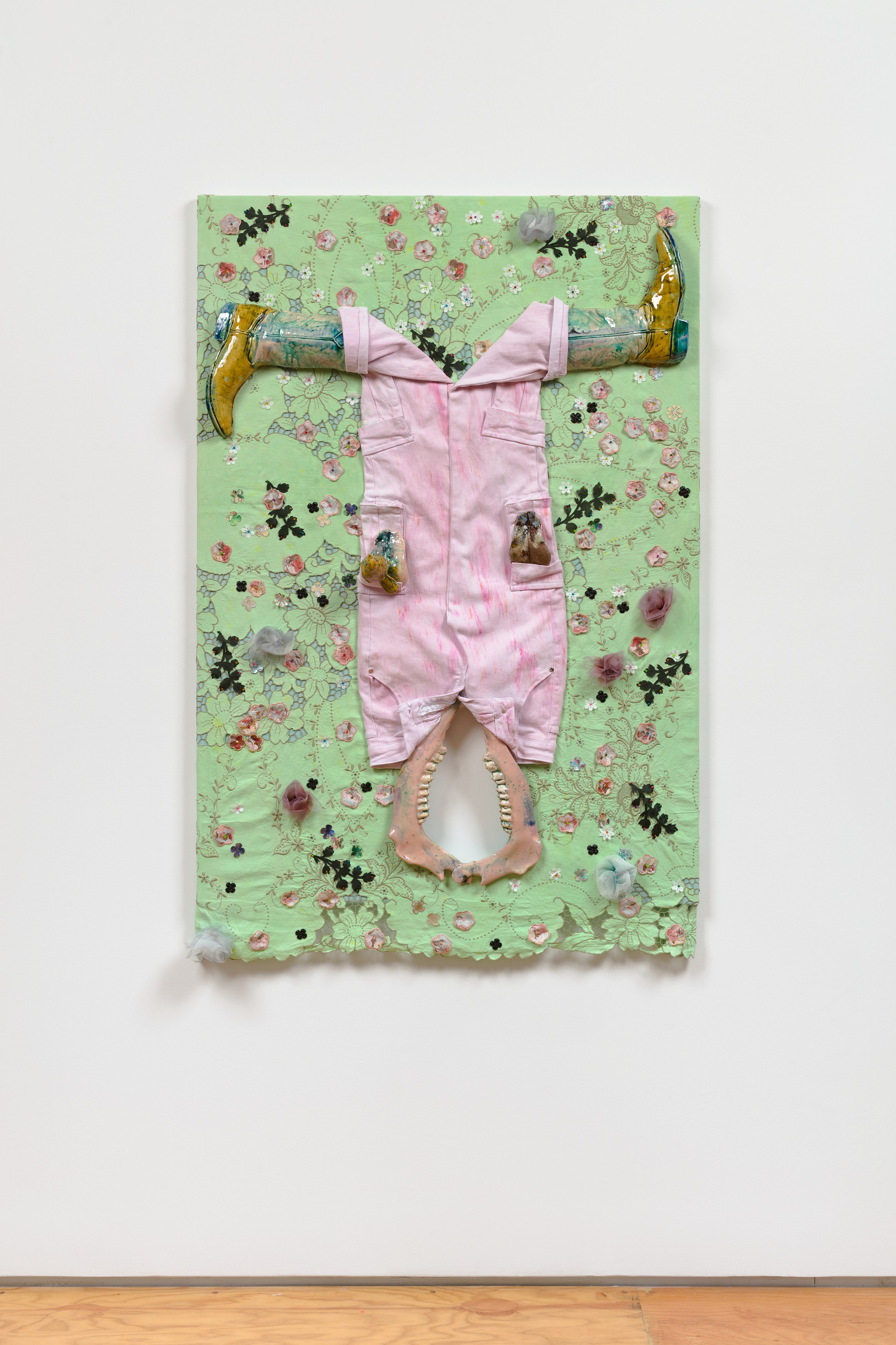 Kris Lemsalu, One Foot in the Gravy at Margot Samel, photo 35