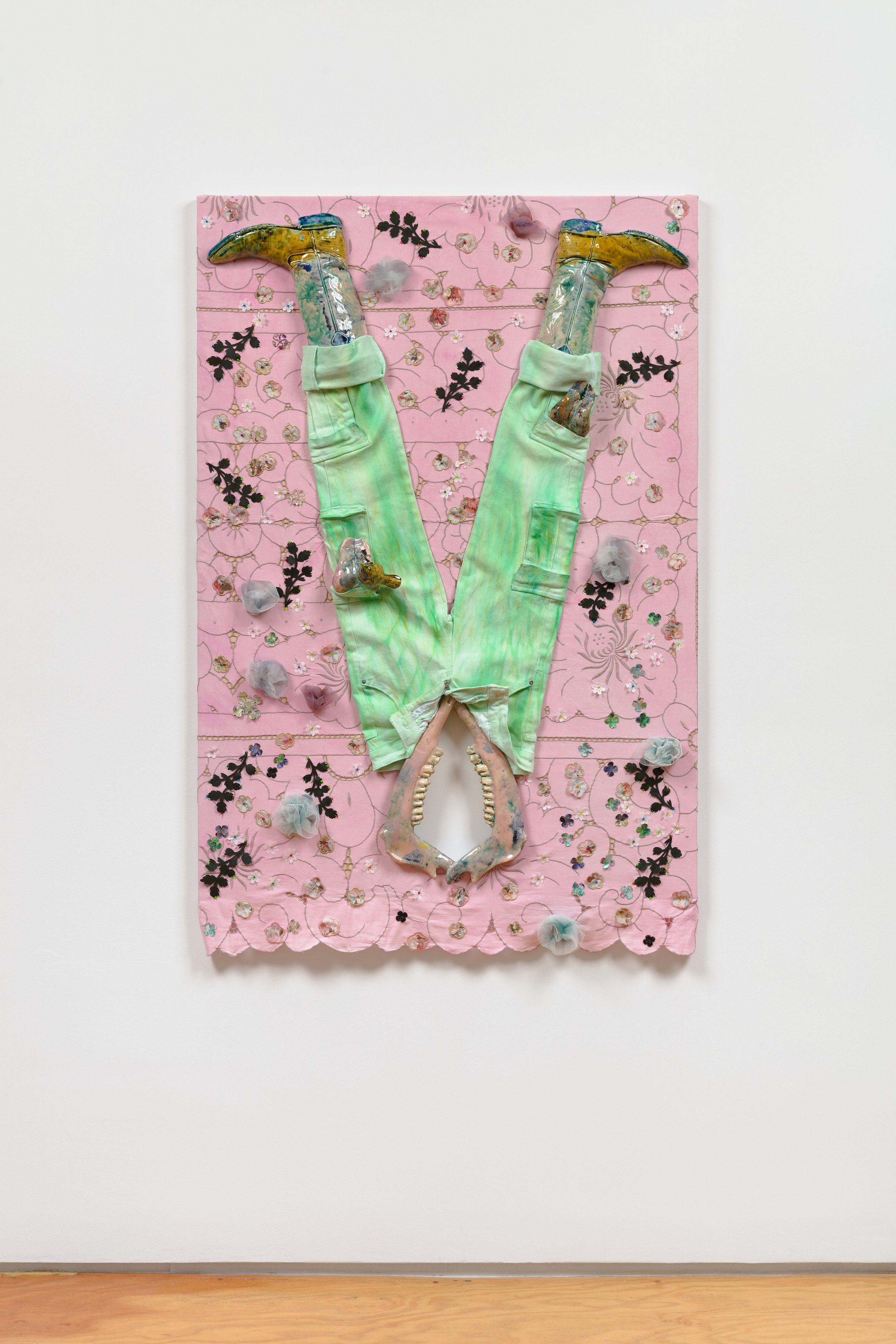 Kris Lemsalu, One Foot in the Gravy at Margot Samel, photo 37