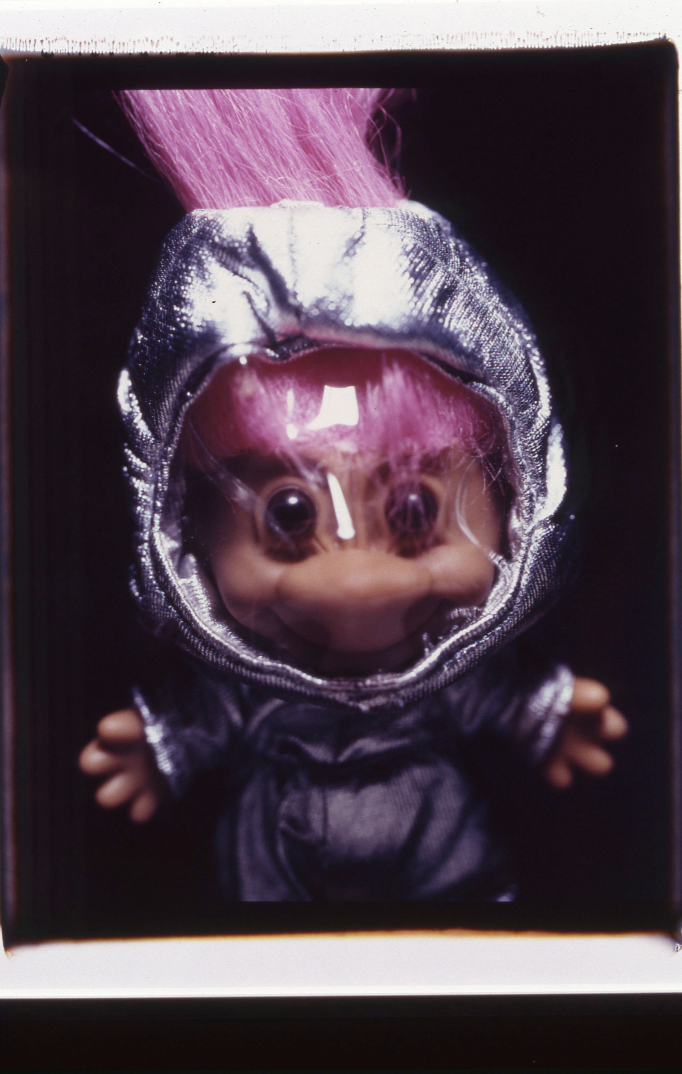 Lutz Bacher, Little People at Taxter and Spengemann, photo 18