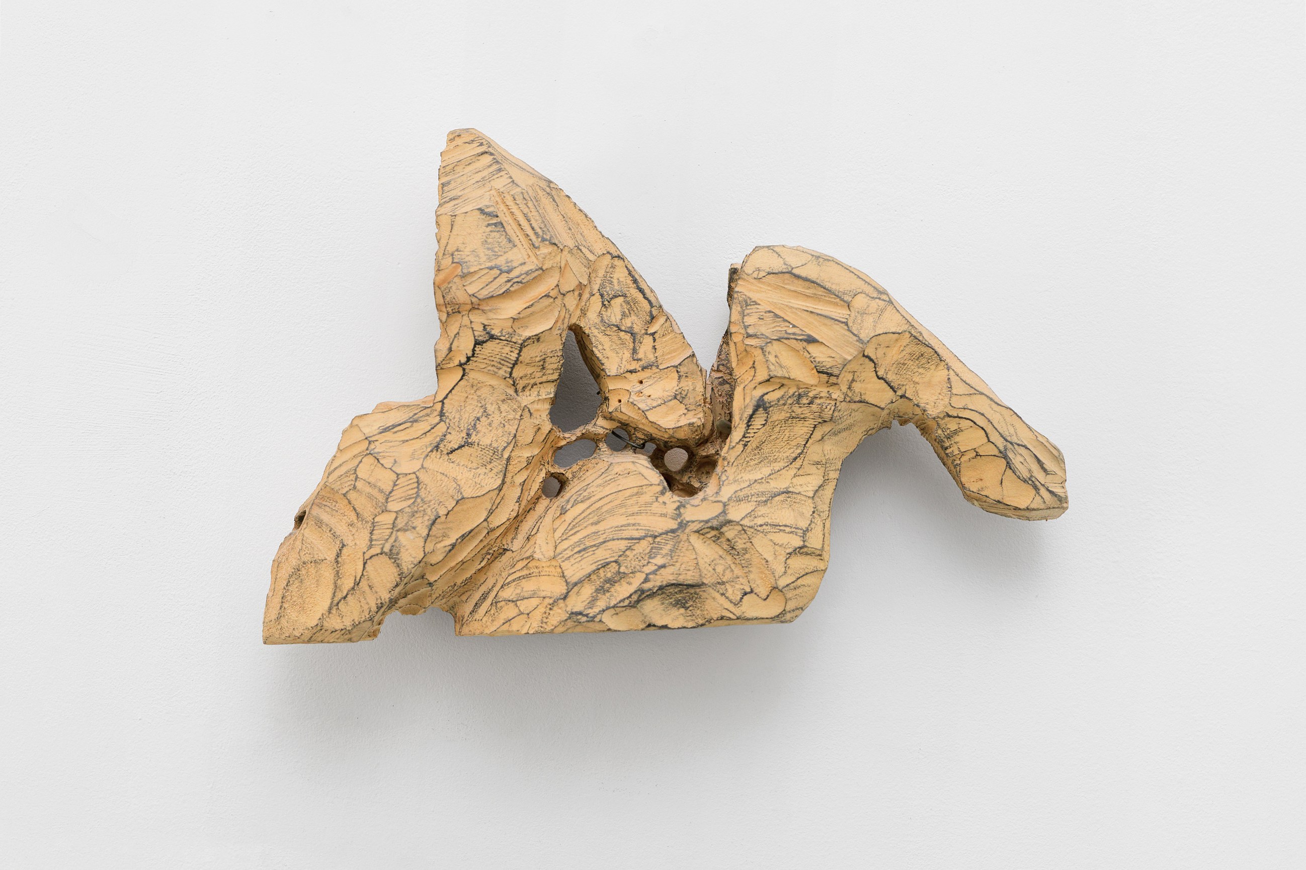 Lucille Uhlrich, Ragged and dirty at Galerie Florence Loewy, photo 14
