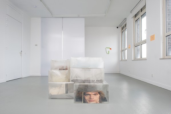 Image 2 of 14