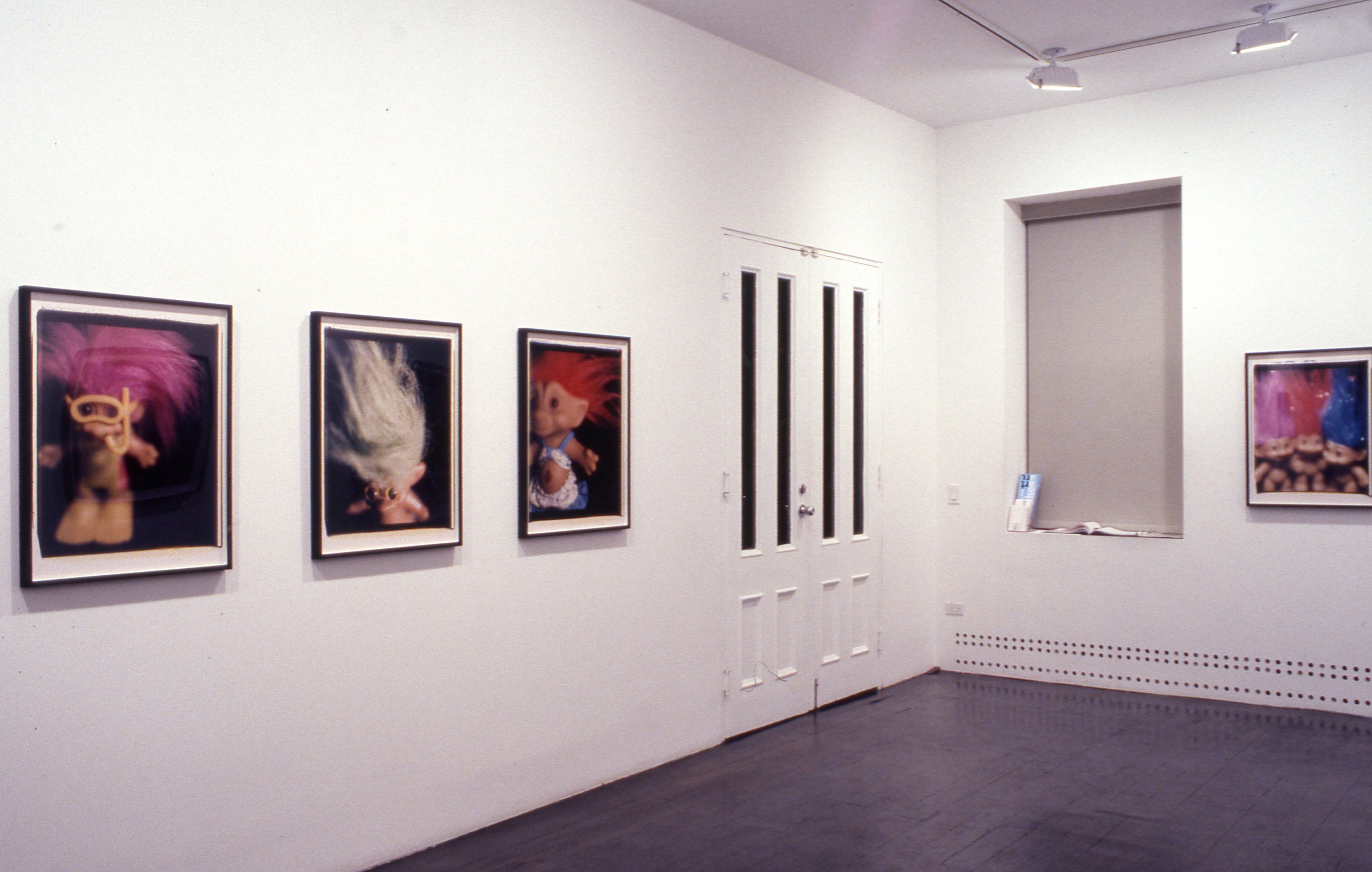 Lutz Bacher, Little People at Taxter and Spengemann, photo 5
