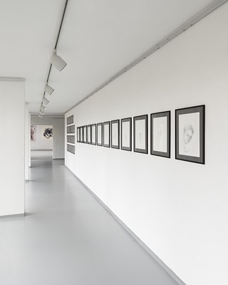 Image 12 of 32