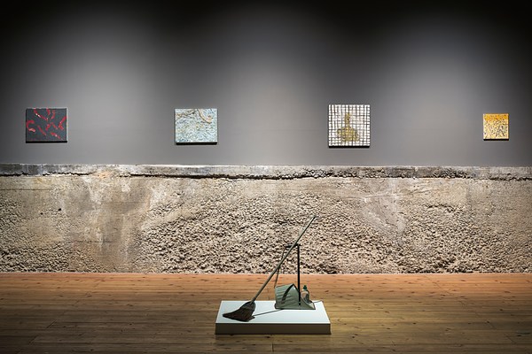 Image 4 of 20