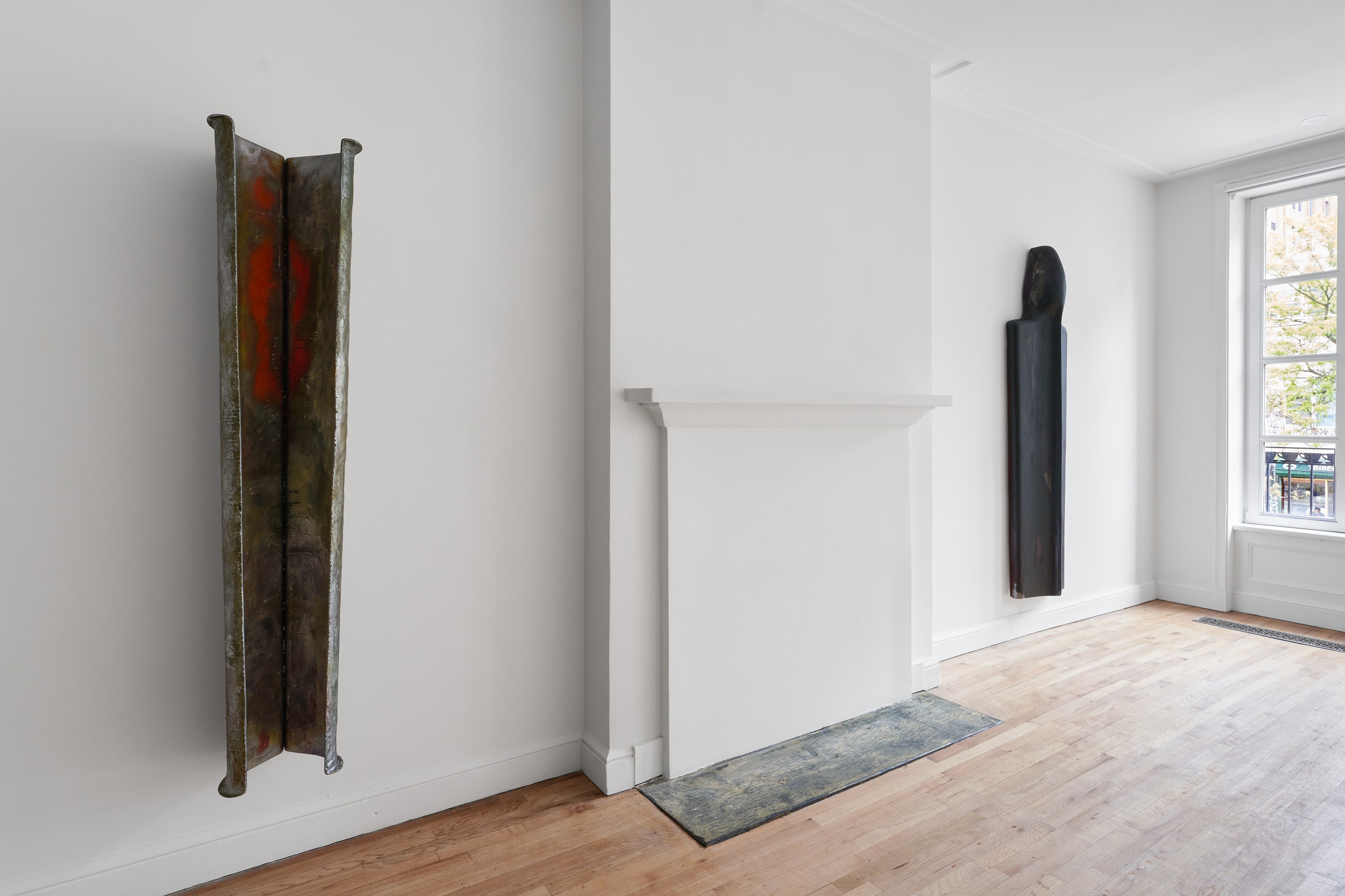 Charlotte vander Borght, Metamorphosis at Galerie Timonier, photo 2