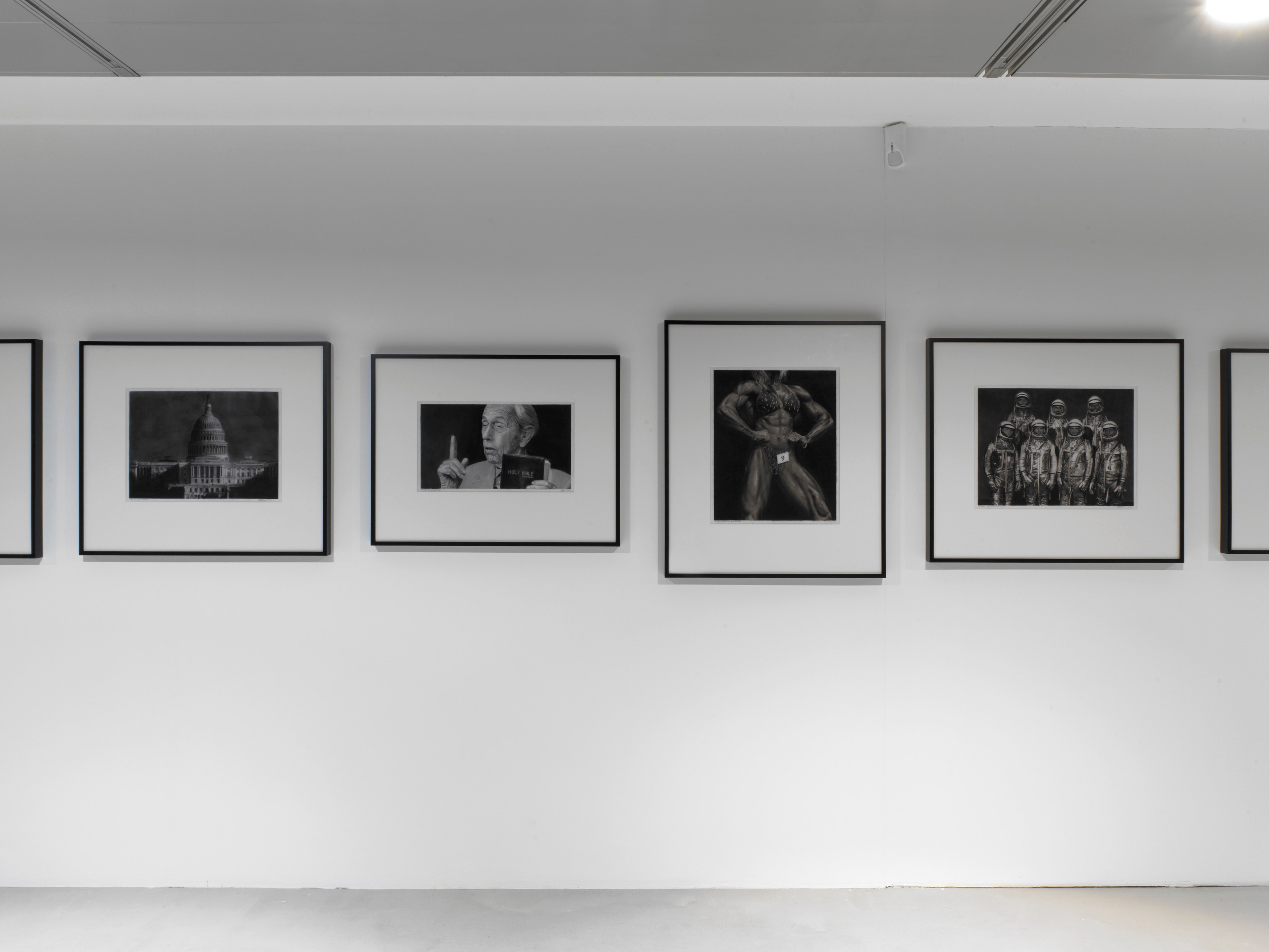 Robert Longo, STAND at Capitain Petzel, photo 6