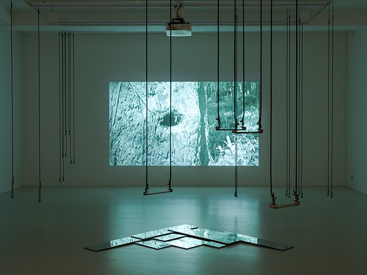Image 2 of 11