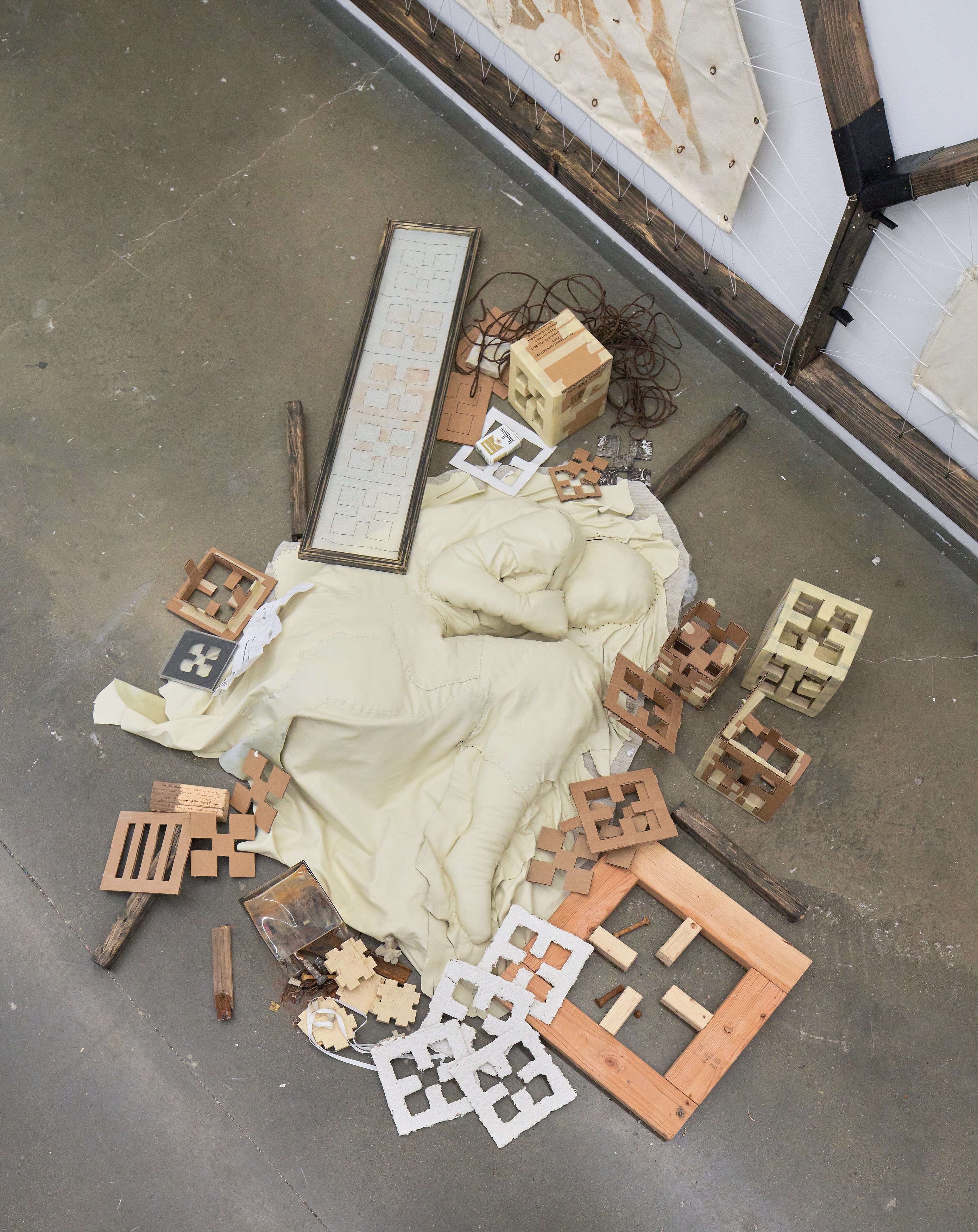 Calli Roche, Doubt and Defiance at Cuchifritos, photo 4