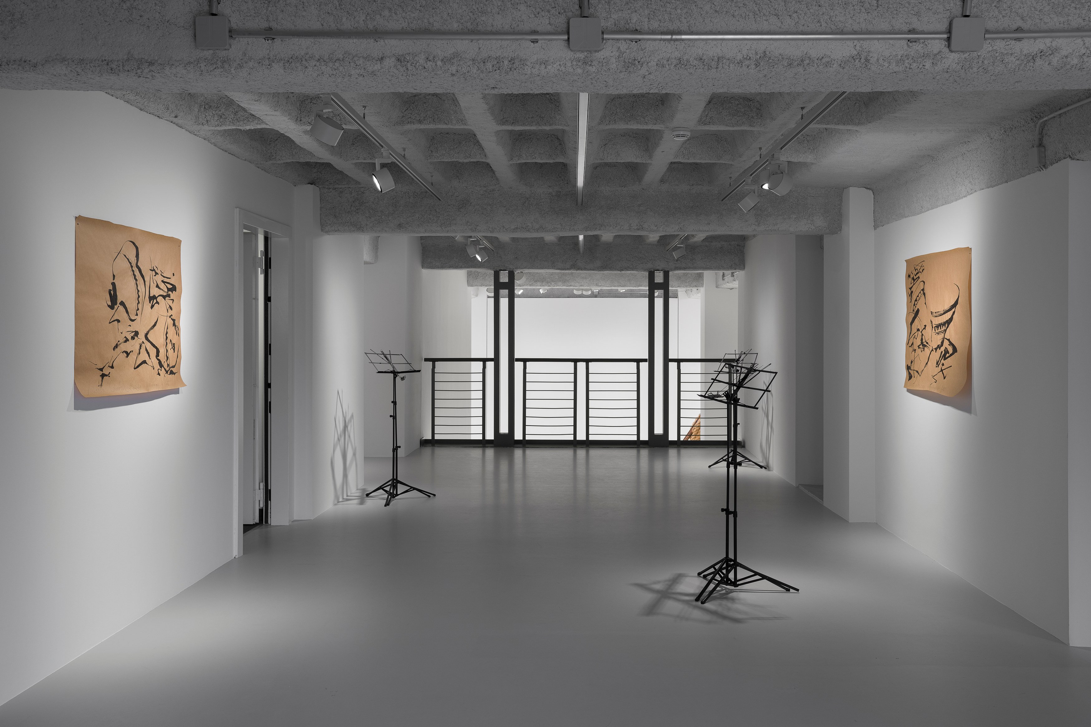 Mircea Cantor, Thirst for Stillness at Galeria Plan B, photo 6