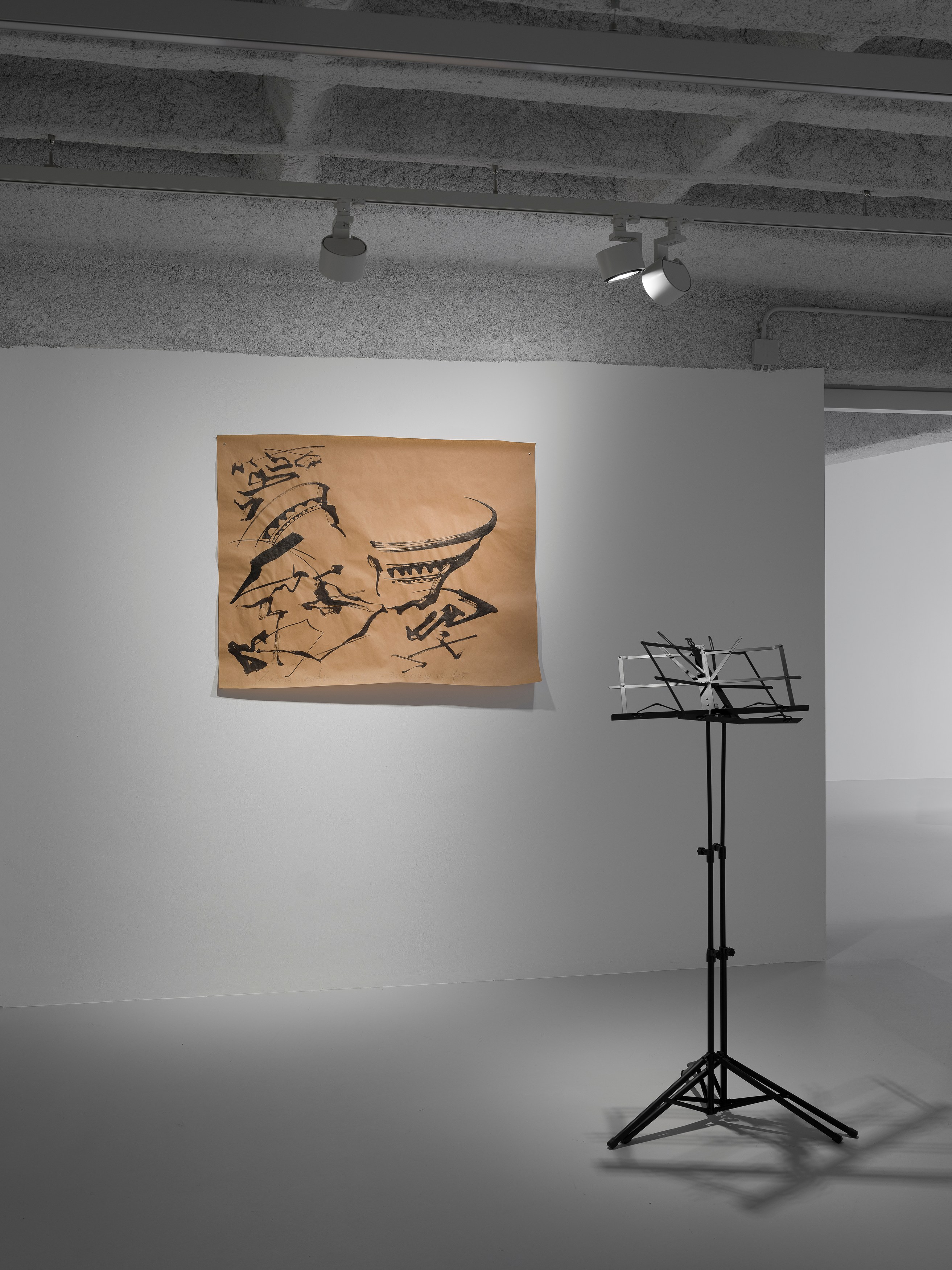 Mircea Cantor, Thirst for Stillness at Galeria Plan B, photo 7