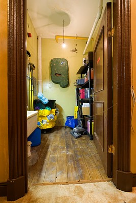 Image 11 of 36