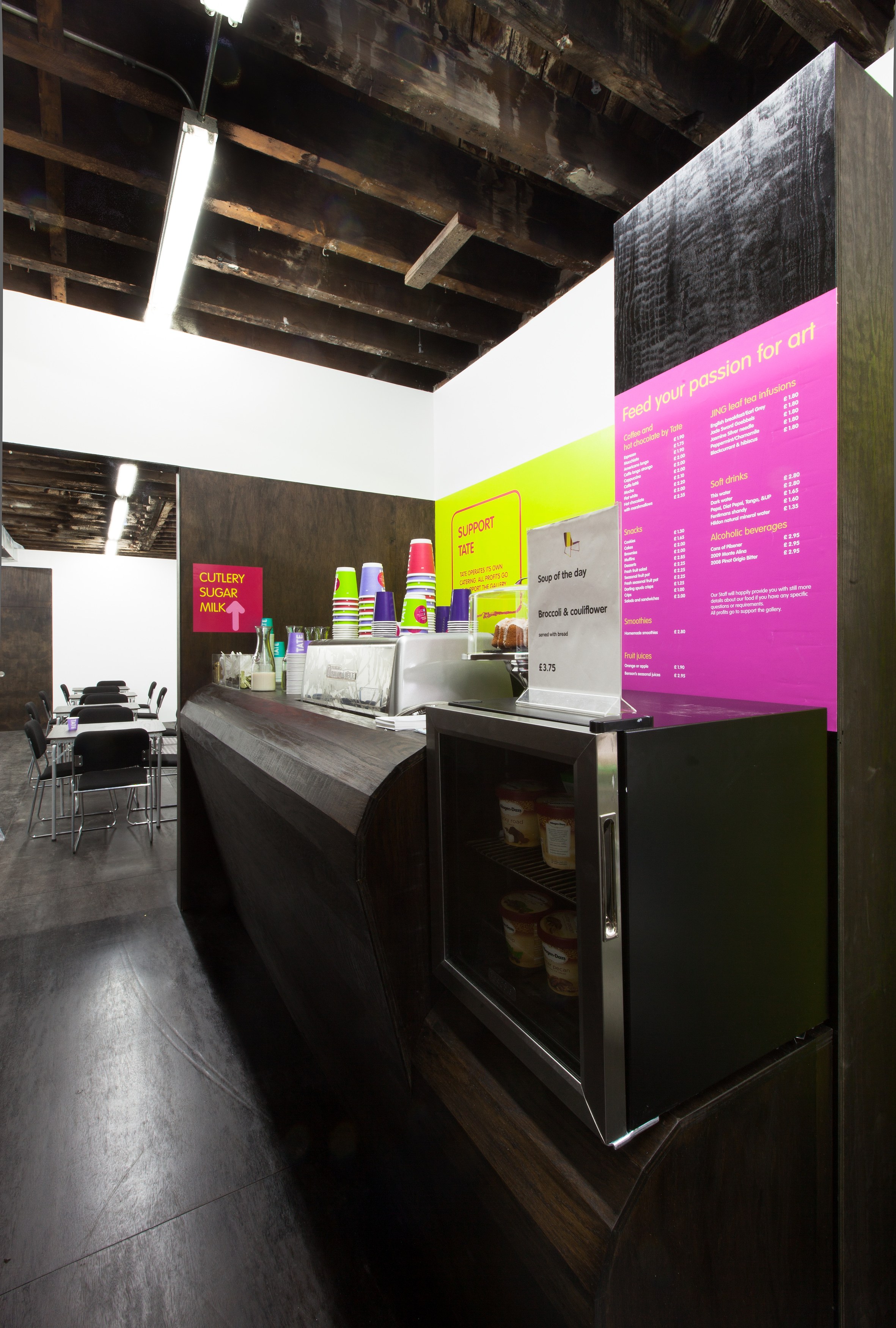 Merlin Carpenter, TATE CAFÉ at Reena Spaulings Fine Art, photo 10