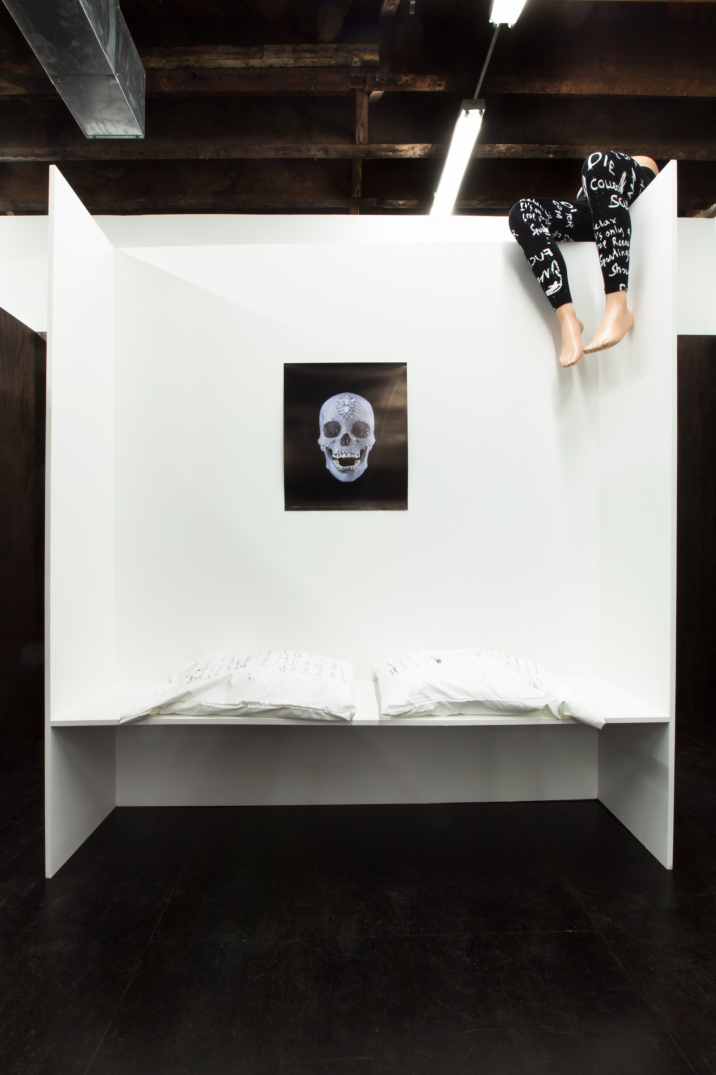 Merlin Carpenter, TATE CAFÉ at Reena Spaulings Fine Art, photo 19
