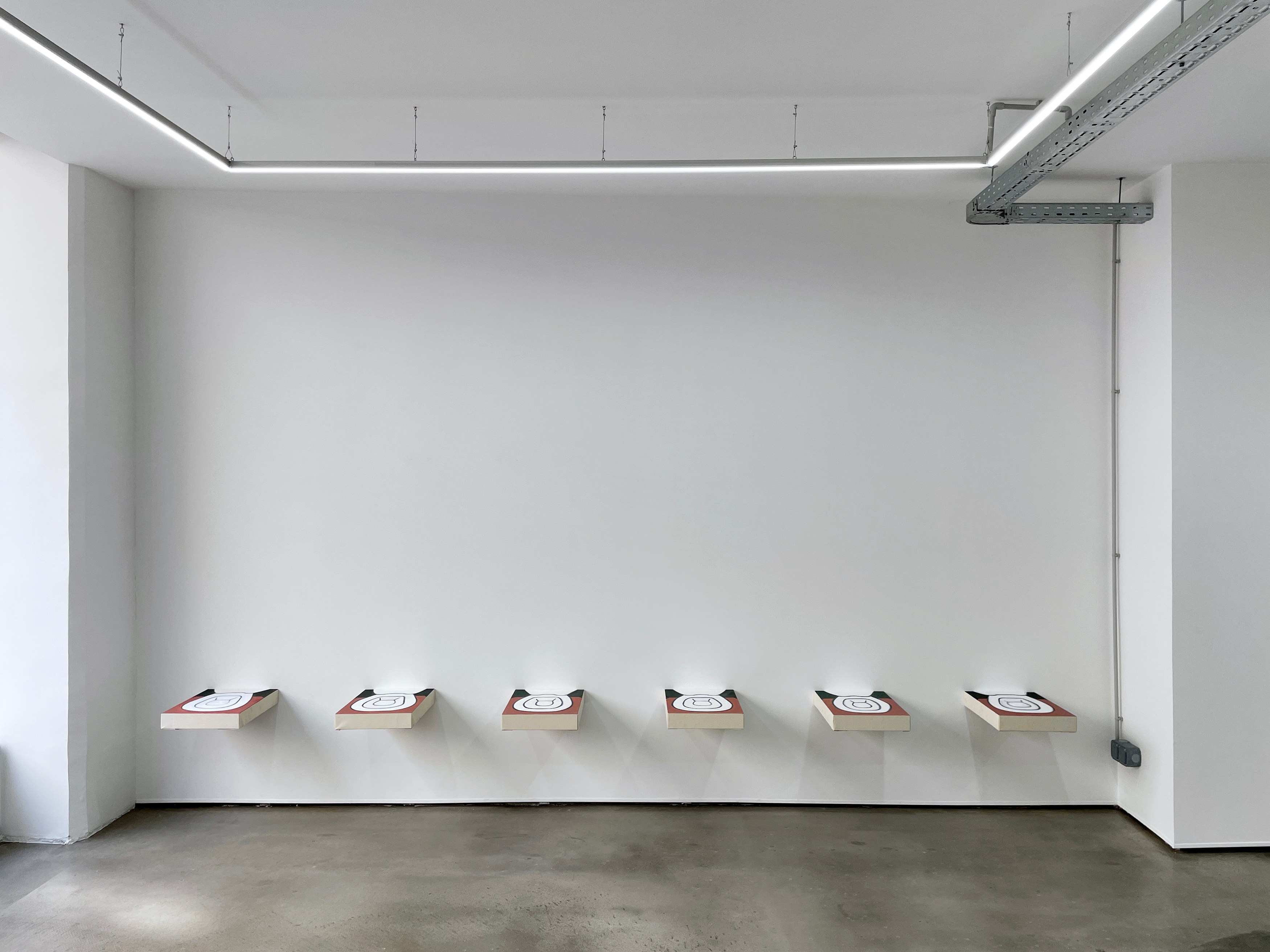 Azize Ferizi, musical chair at Exo Exo, photo 5
