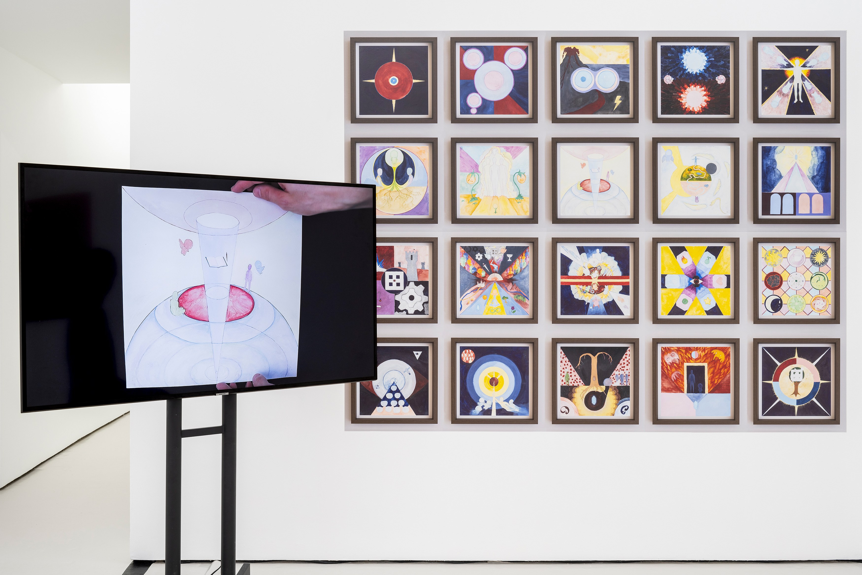 Edward Fornieles, Inside Out 2 at Carlos/Ishikawa, photo 23