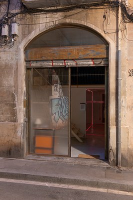 Image 11 of 27