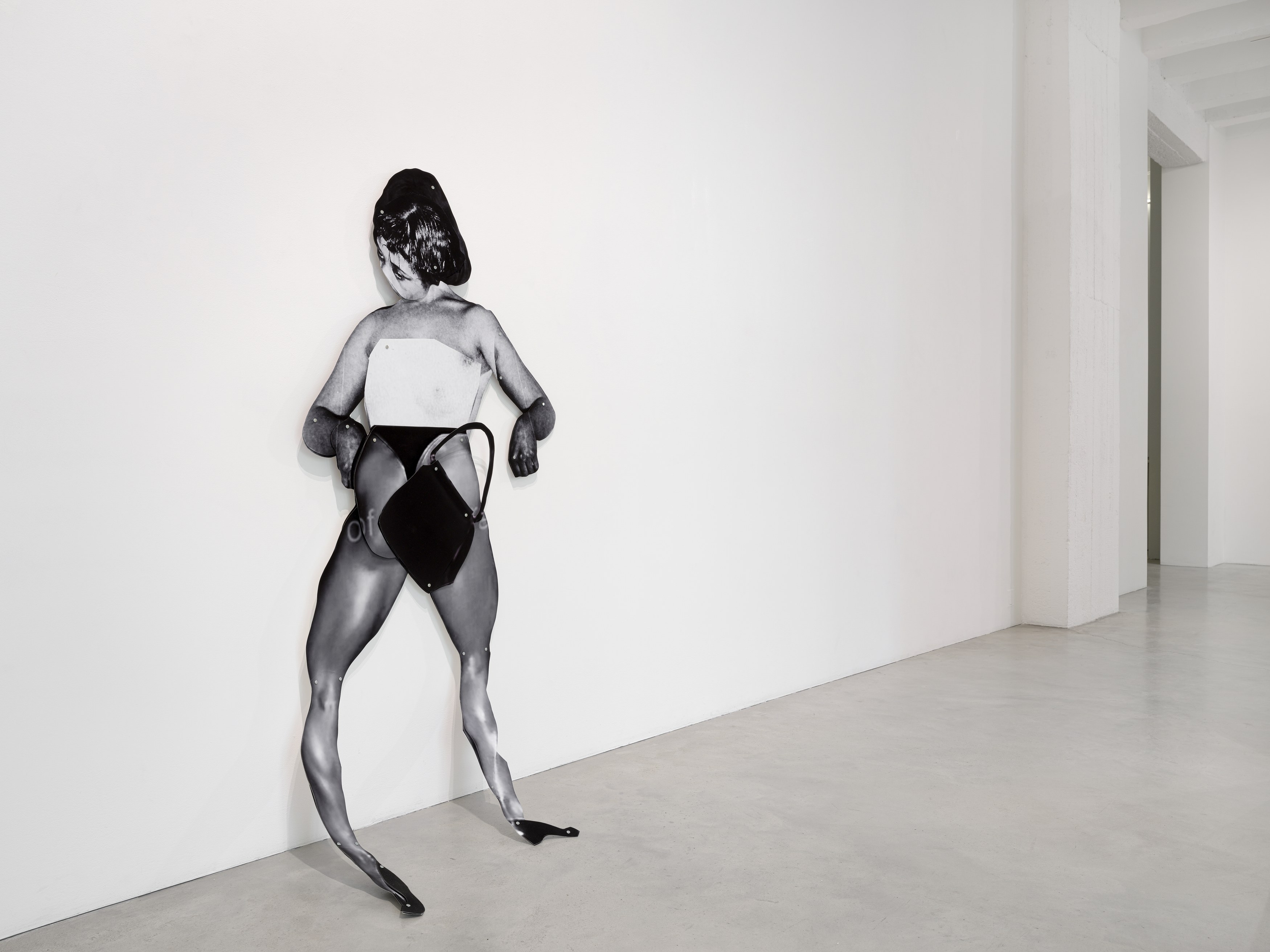 Frida Orupabo, All is broken in the night at Galerie Nordenhake, photo 4