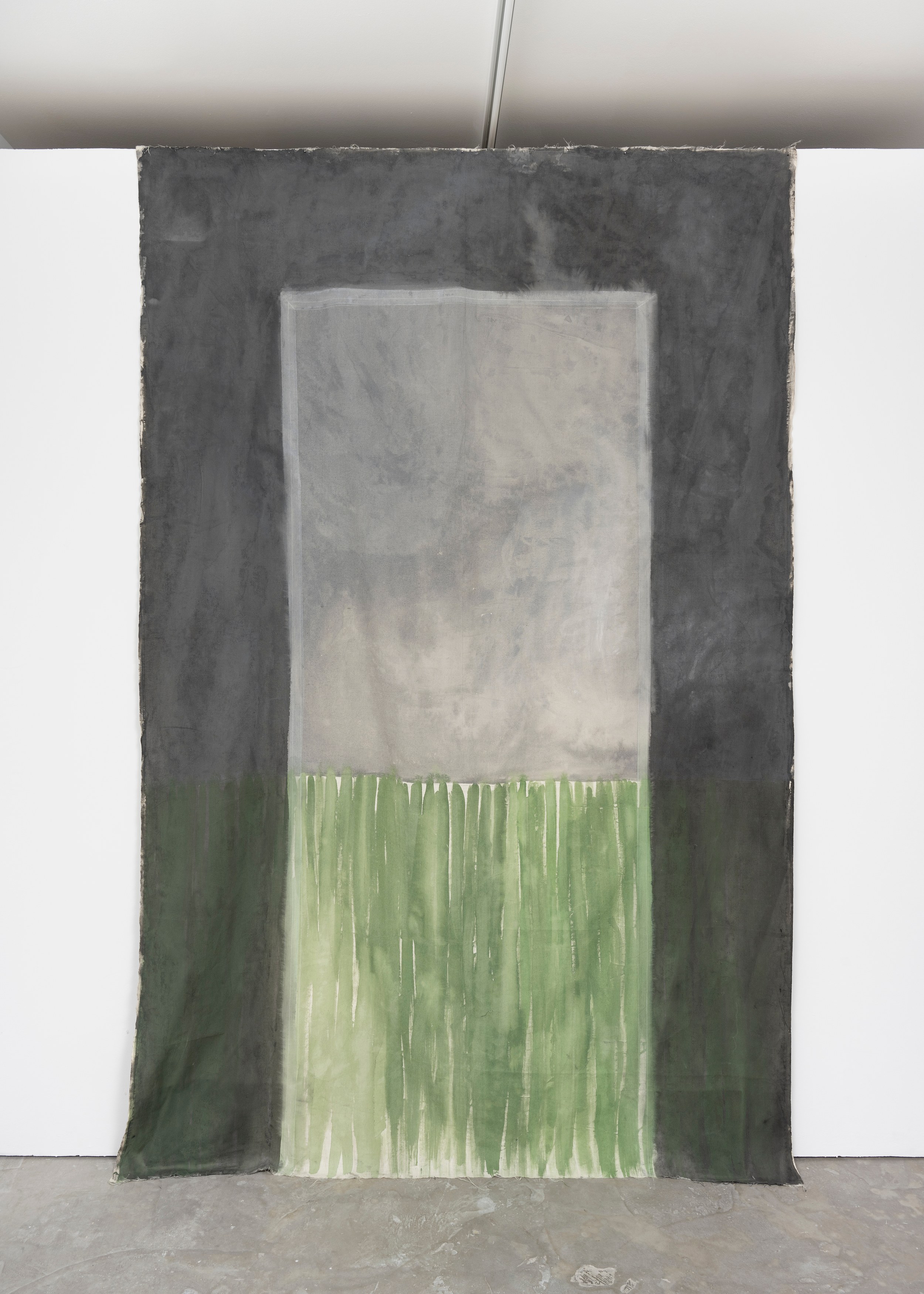 Juliette Blightman, Hierarchies at Niru Ratnam, photo 3