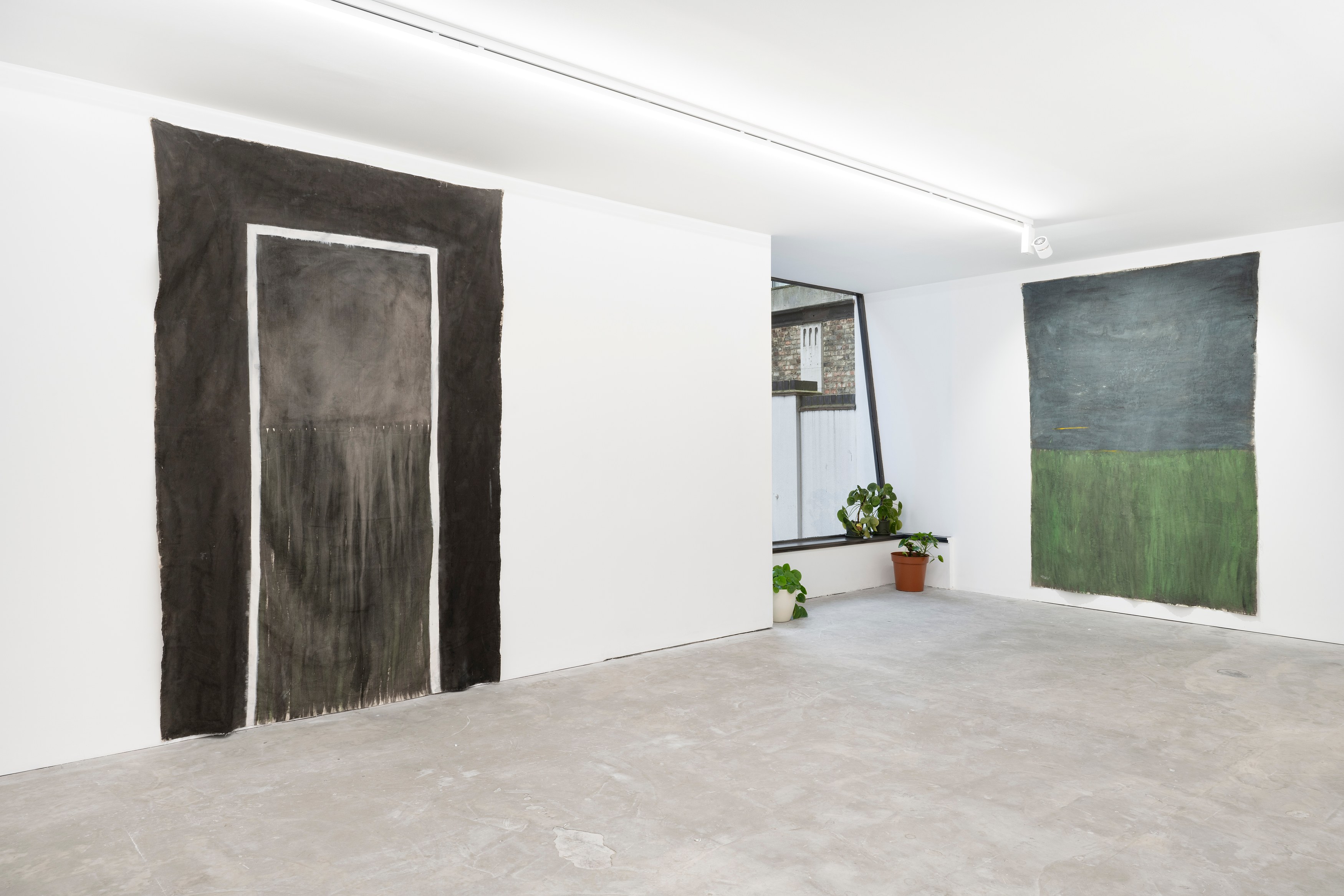 Juliette Blightman, Hierarchies at Niru Ratnam, photo 12