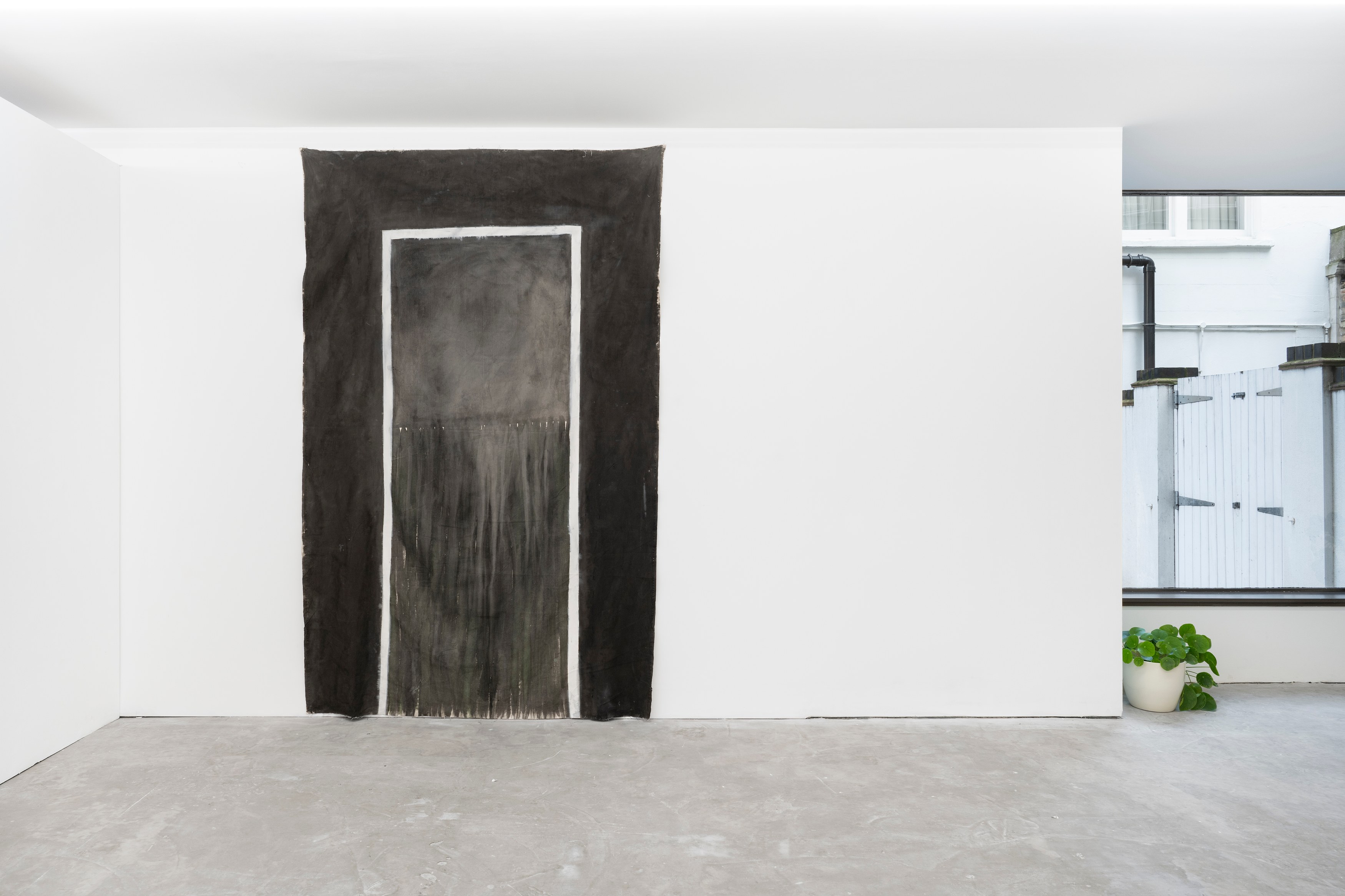 Juliette Blightman, Hierarchies at Niru Ratnam, photo 13