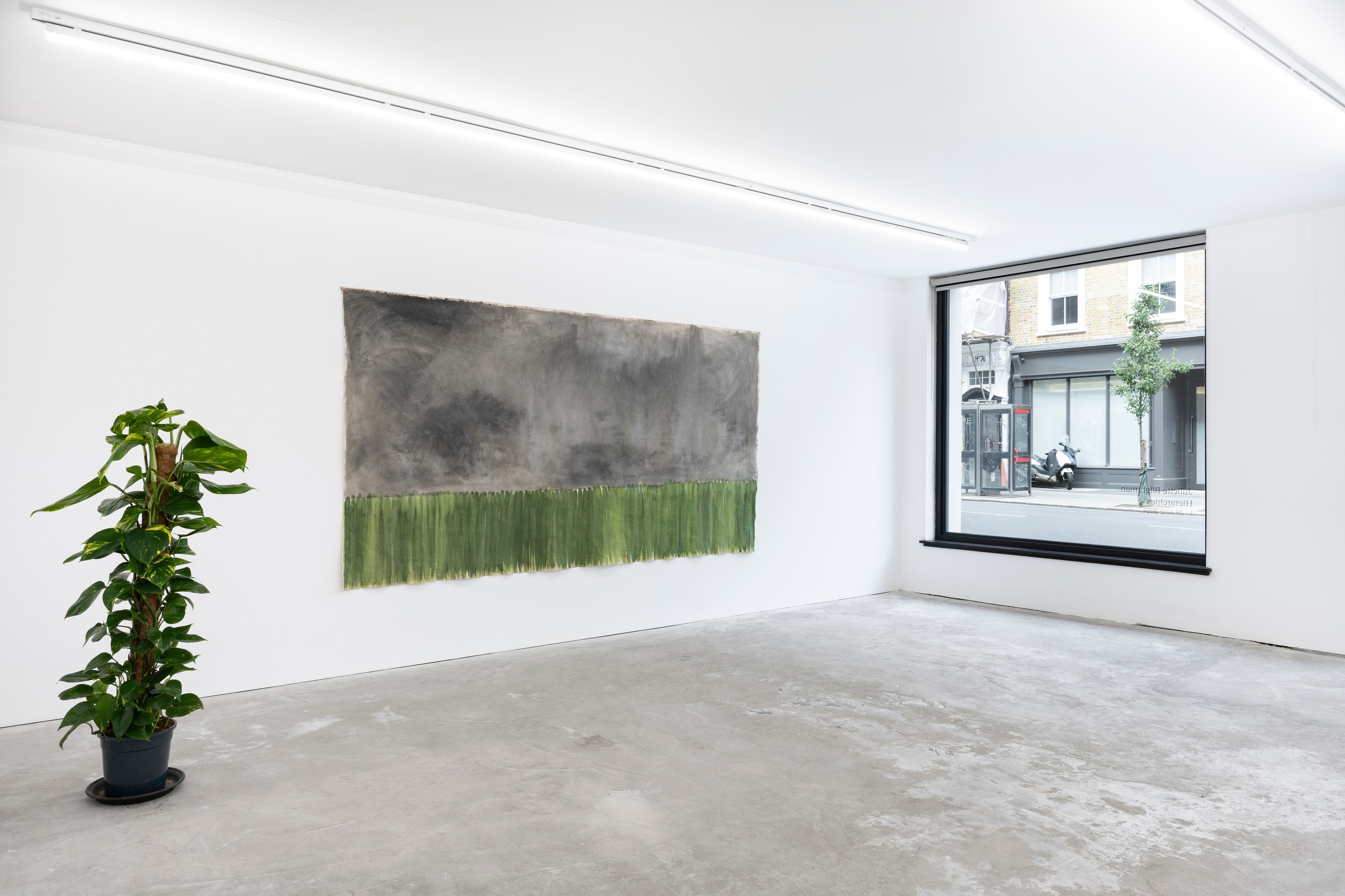 Juliette Blightman, Hierarchies at Niru Ratnam, photo 14