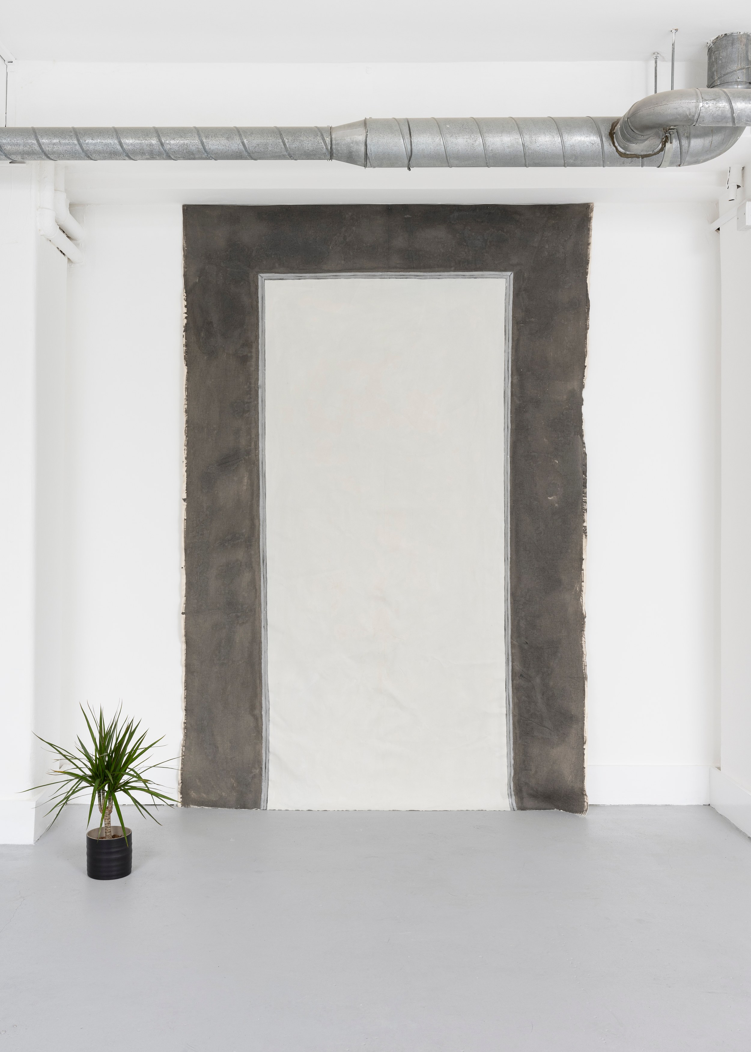 Juliette Blightman, Hierarchies at Niru Ratnam, photo 23