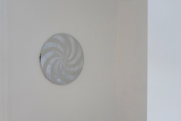 Image 4 of 18