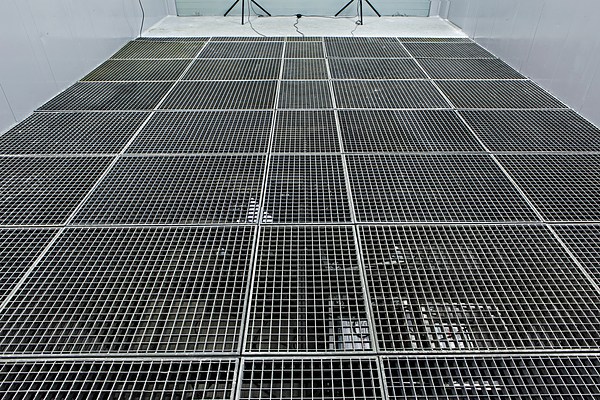 Image 2 of 7