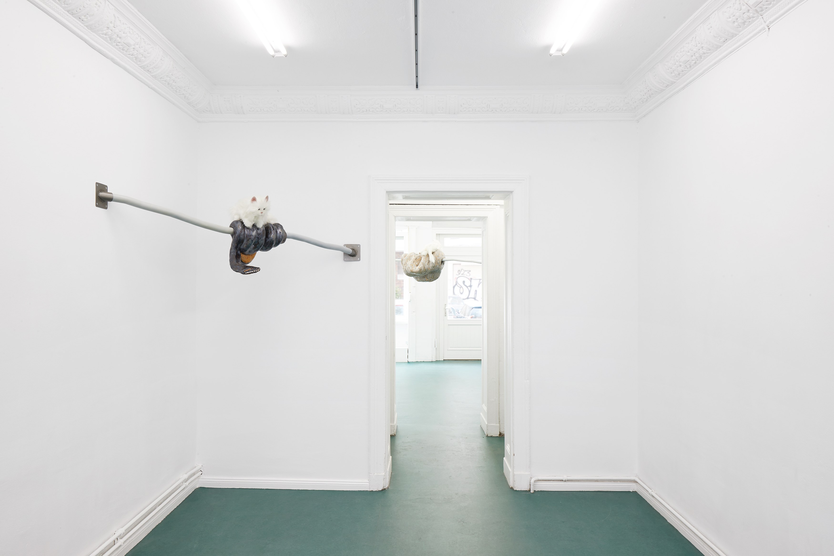 Gerrit Frohne-Brinkmann, Prop and Predator at Galerie Noah Klink, photo 3
