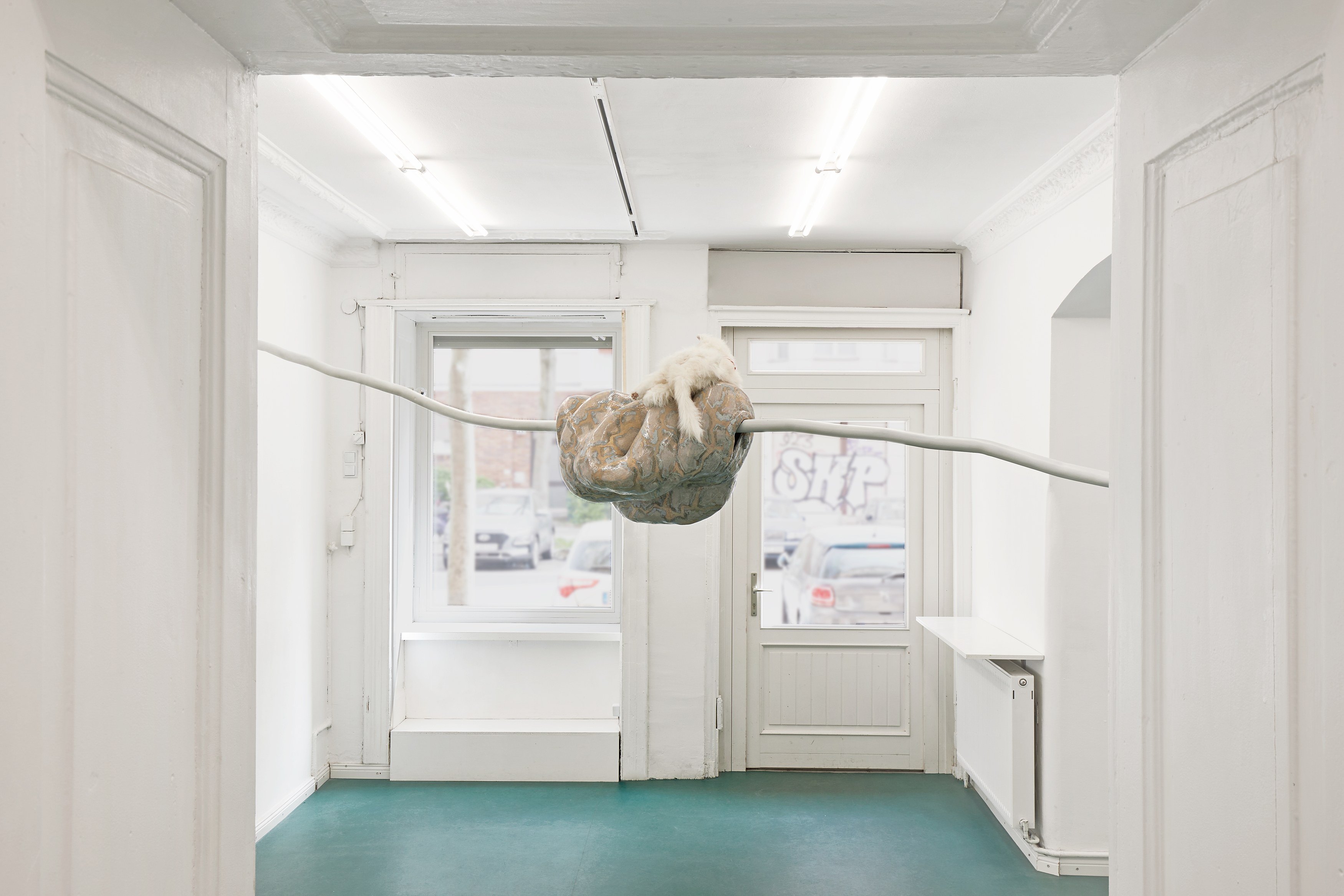 Gerrit Frohne-Brinkmann, Prop and Predator at Galerie Noah Klink, photo 4