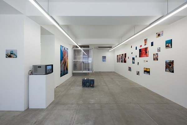 Image 4 of 18