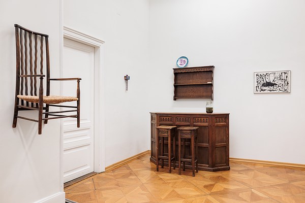Image 2 of 6